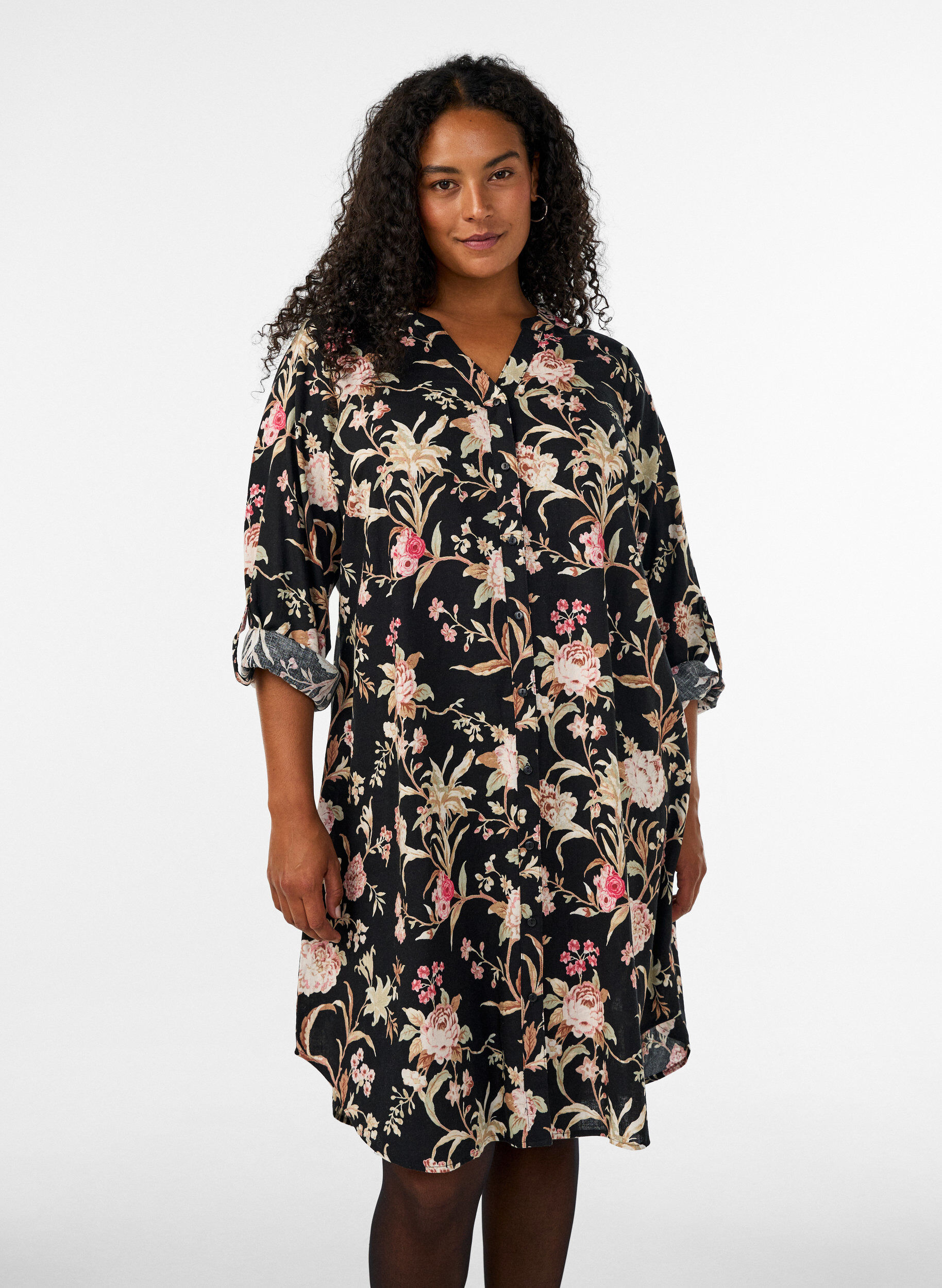 Lang shirt in linnen en viscose, Zwart, Model