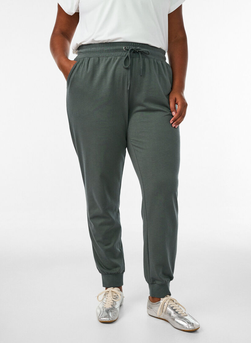 Losse trainingsbroek met zakken, Groen, Model image number 2