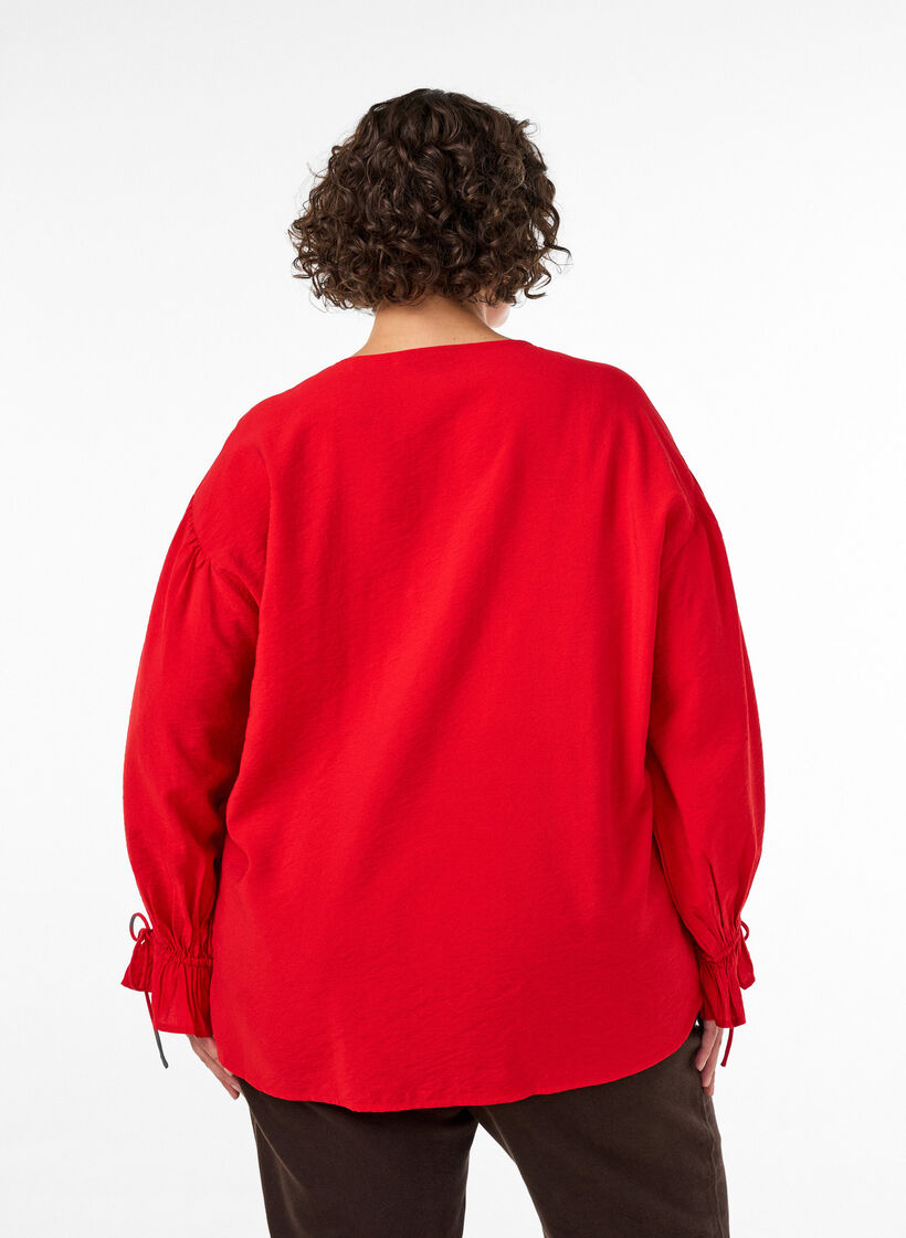 Viscose blouse met strikjes en ruches, Rood, Model image number 2