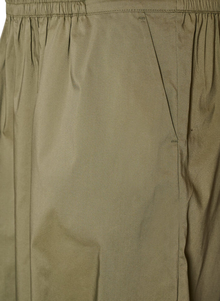 Ballonbroek met zakken en een elastische tailleband, Groen, Packshot image number 2