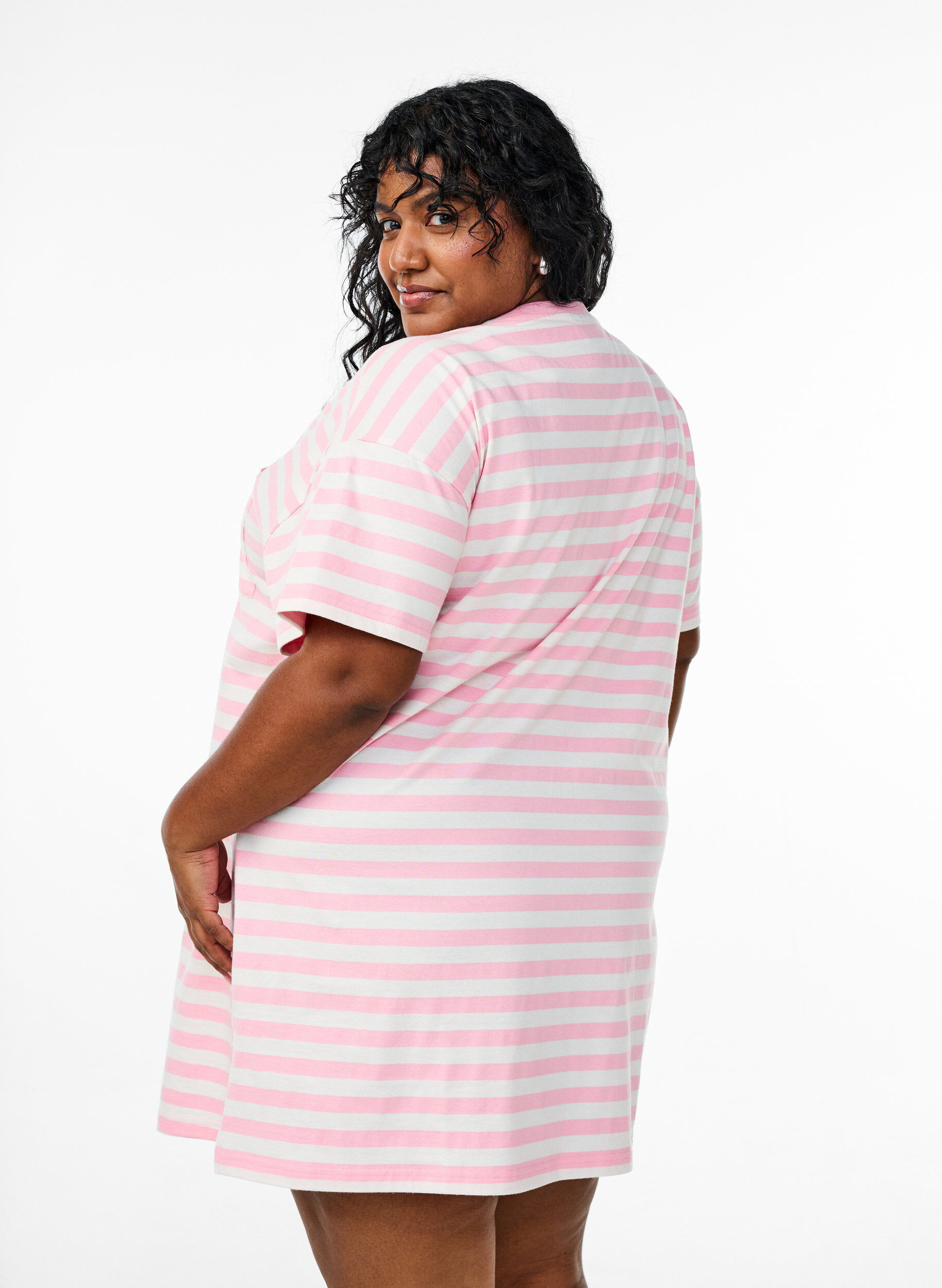 ZizziLang nachthemd van biologische katoen met strepen, Roze, Model image number 2