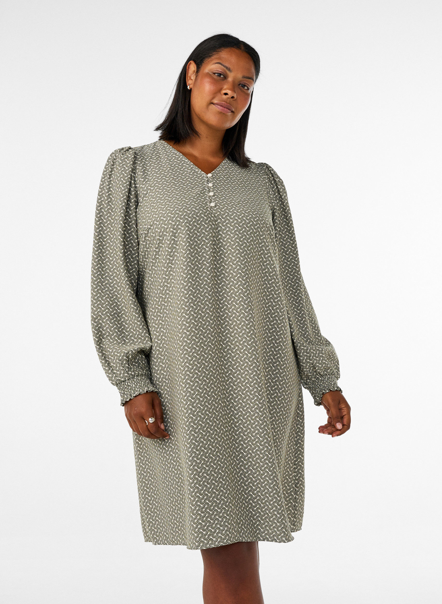 Jurk van viscose met patroon en lange mouwen, Groen, Model