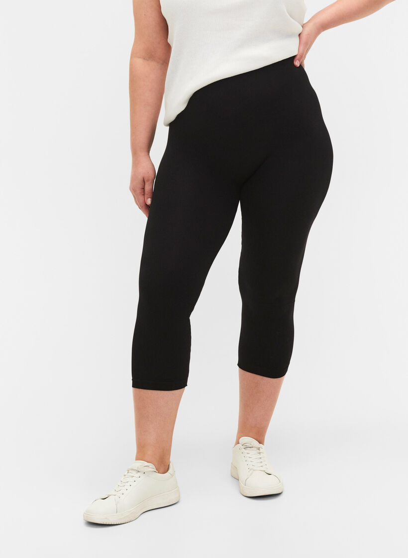 Naadloze 3/4 legging, Zwart, Model image number 0