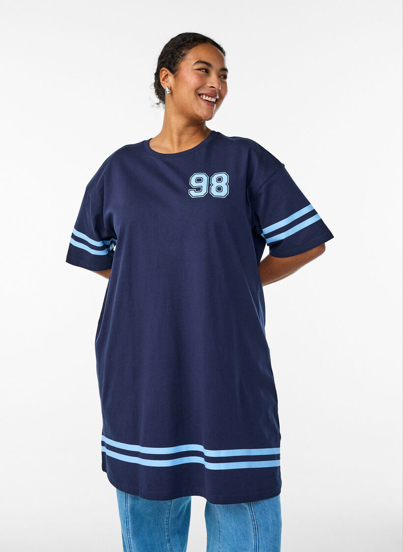 Robe T-shirt courte avec d&eacute;tails sport, Bleu, Model image number 0