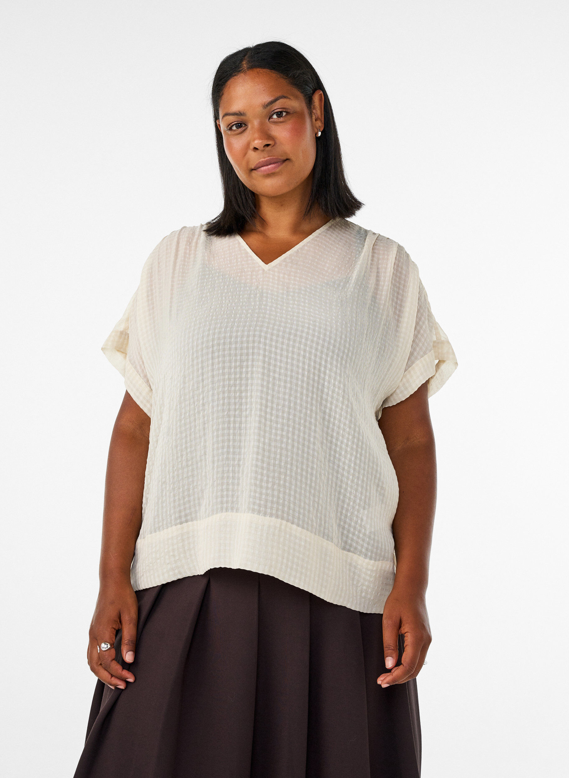 Seersucker blouse met V-hals, Beige, Model