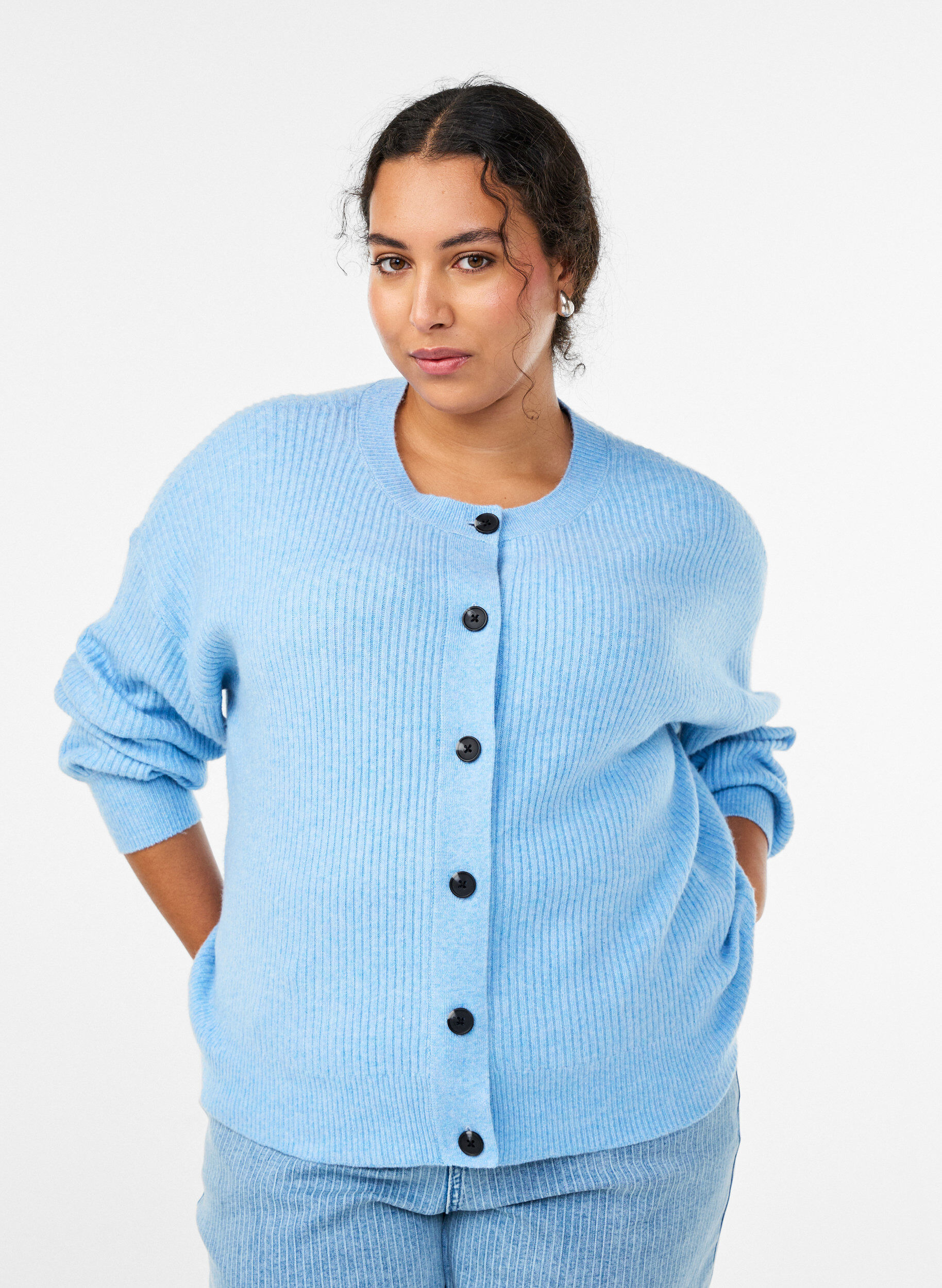 ZizziVest van ribtricot met knopen, Blauw, Model image number 0