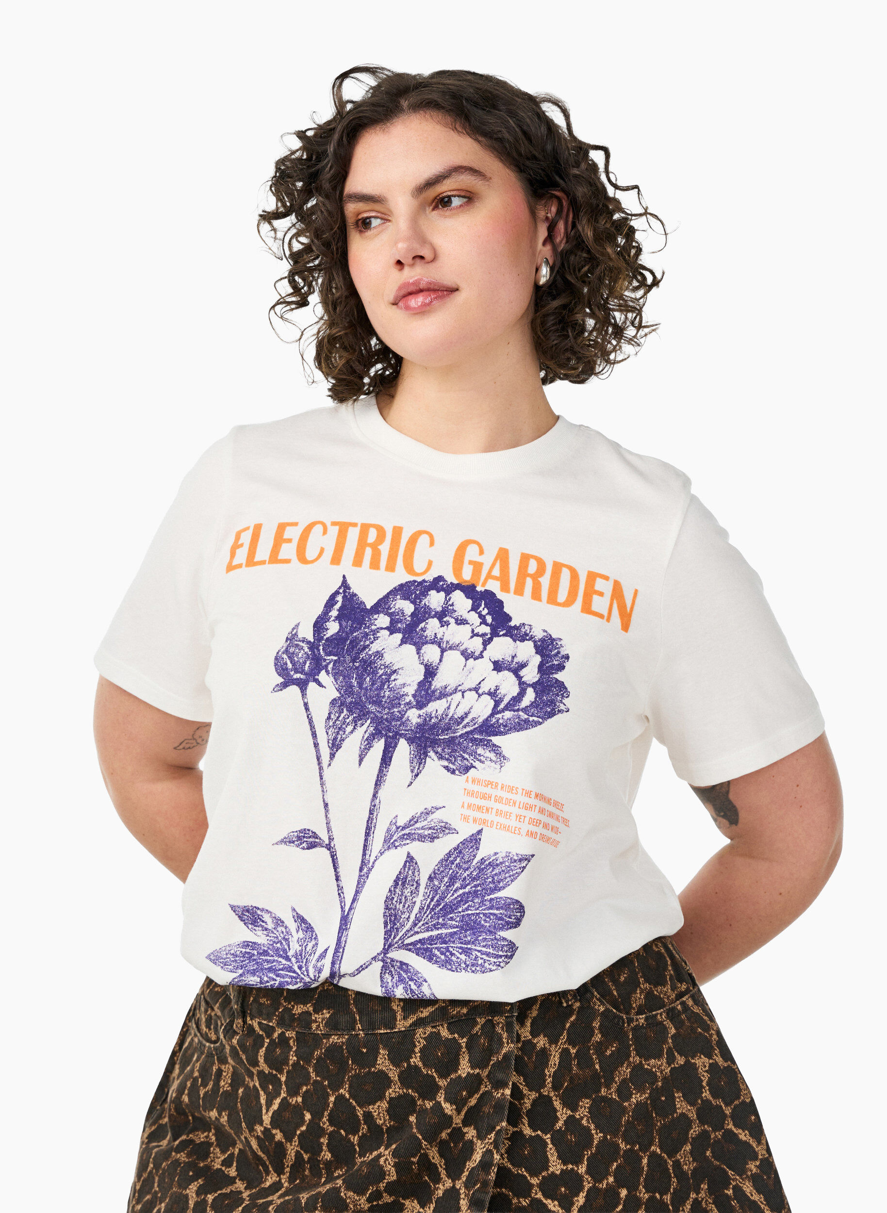Katoenen T-shirt met print, Wit, Model