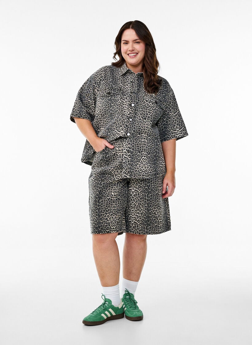 Denimshirt met luipaardprint en korte mouwen, Bruin, Model image number 1