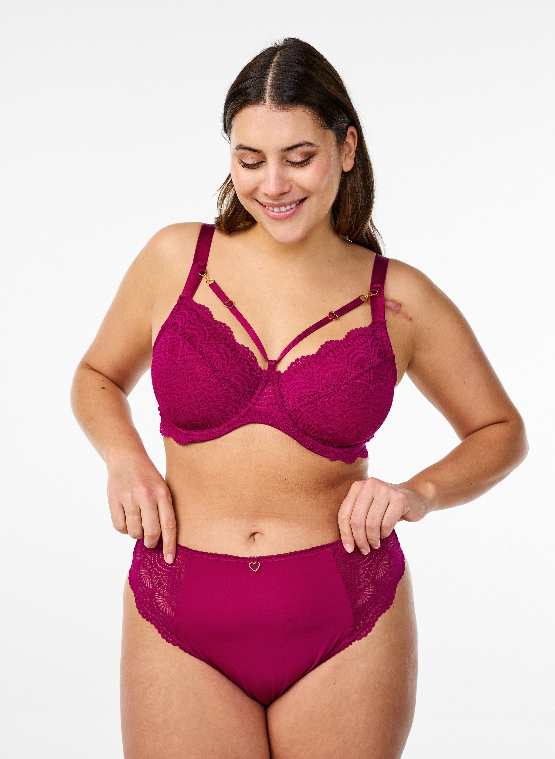 Microfiber Braziliaanse slip met kanten details, Boysenberry, Model