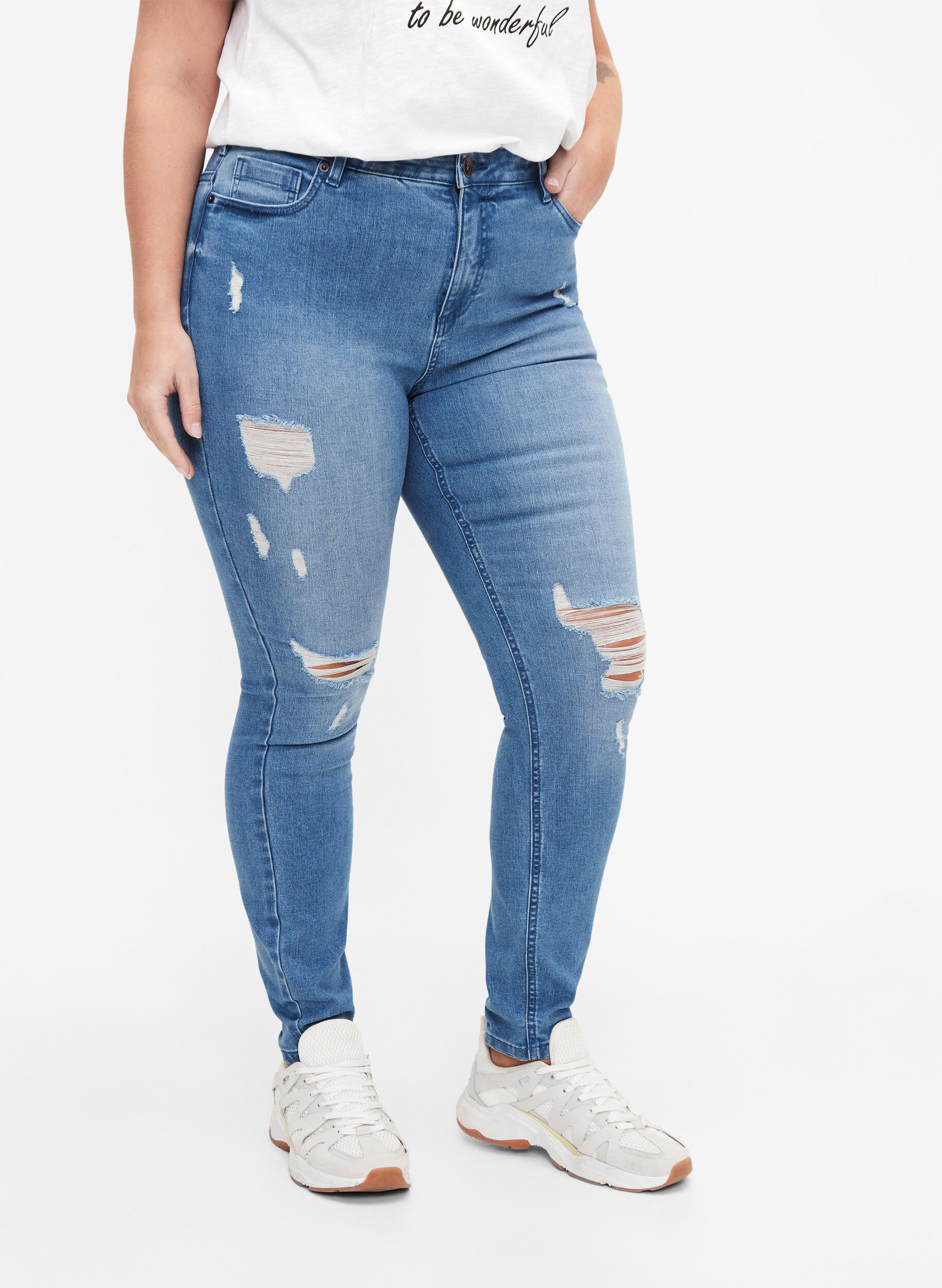 ZizziAmy jeans met super slim fit en ripped details, Blauw, Model image number 2