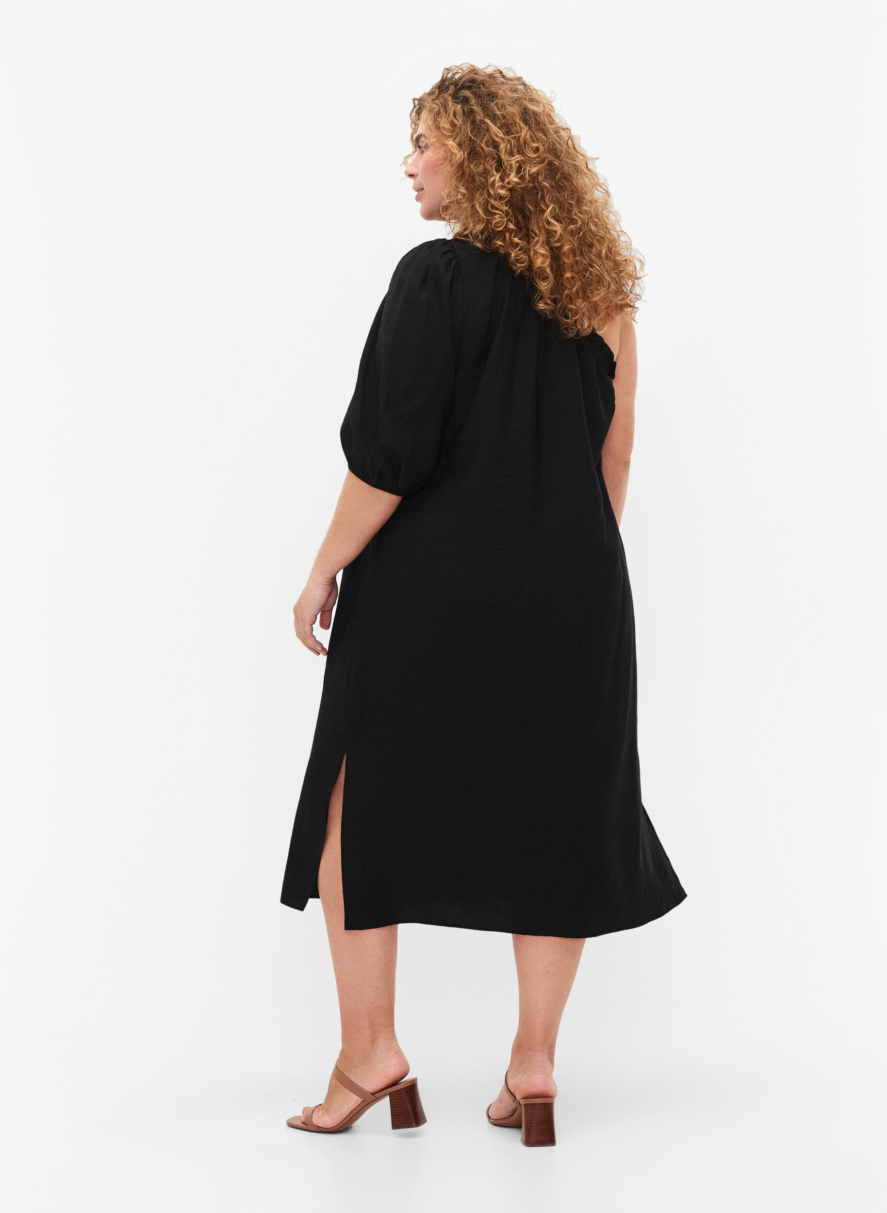 ZizziOne-shoulder jurk van viscose, Zwart, Model image number 1