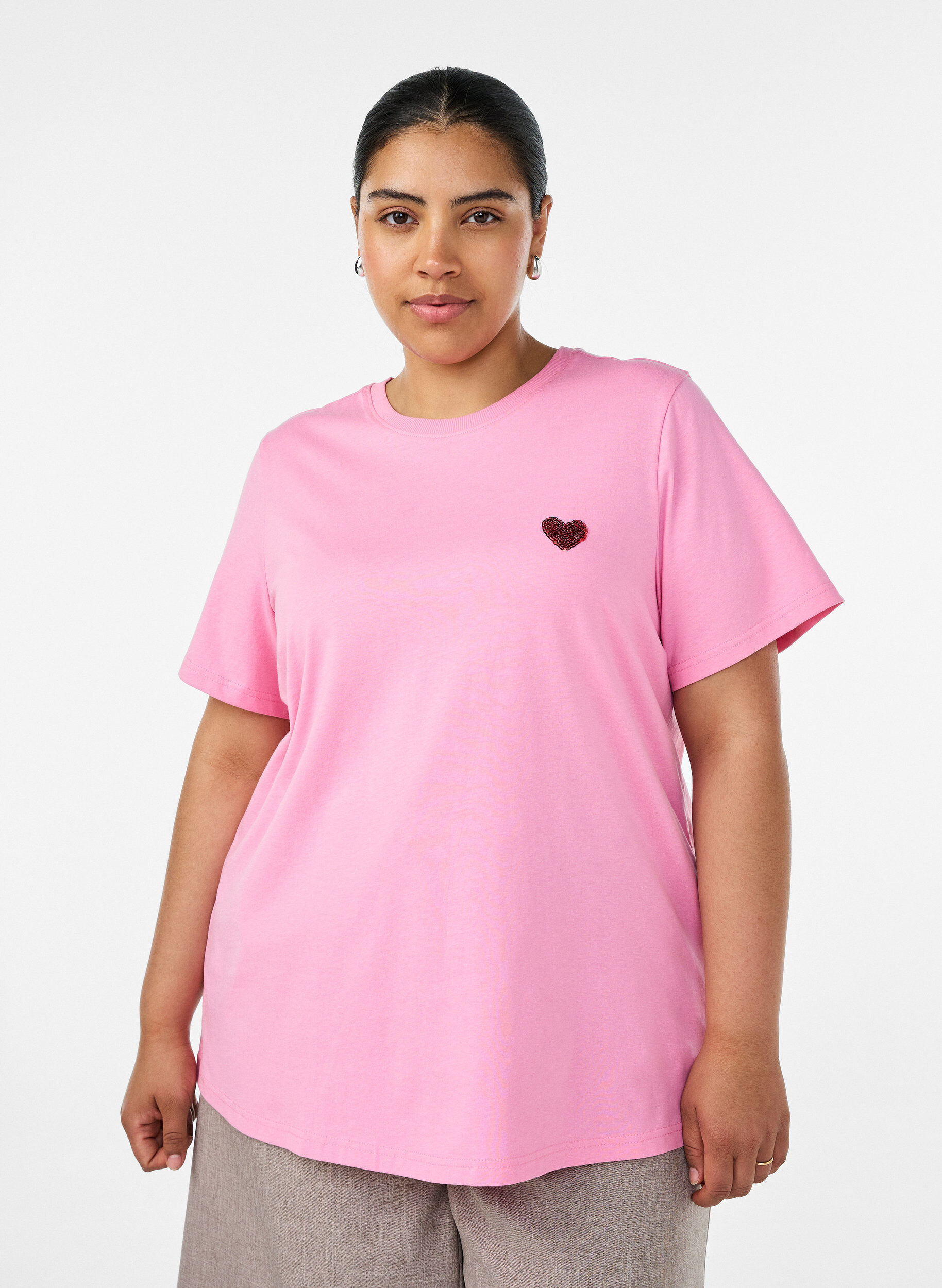 T-shirt met pailletten hart en kleurrijke achterprint, Roze, Model