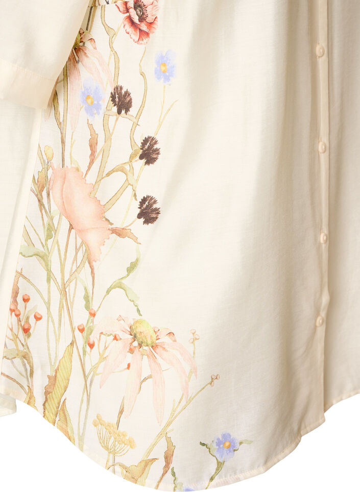 Blouse met ellebooglange mouwen en bloemenaccenten, Beige, Packshot