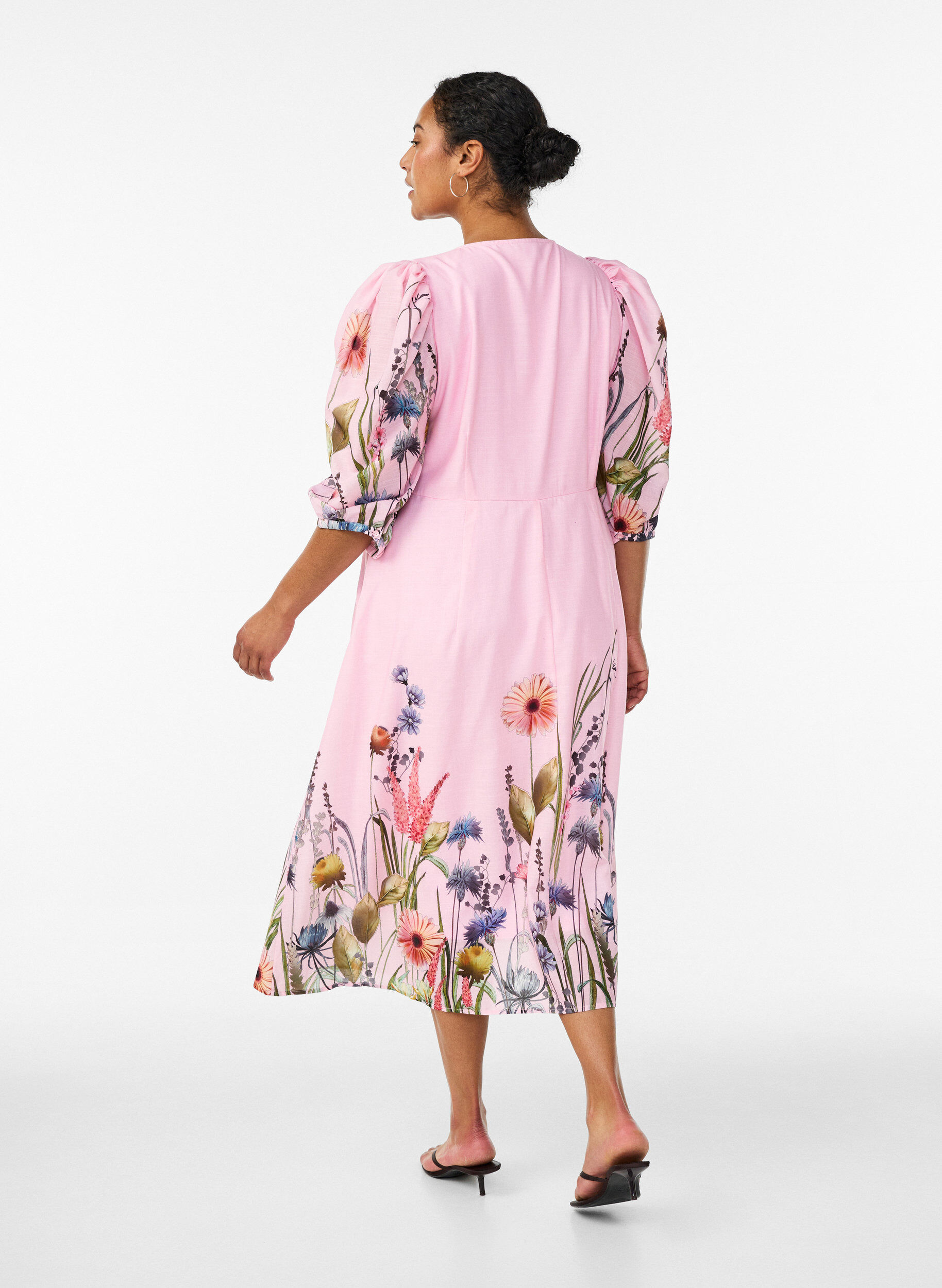 ZizziMidi-jurk met een empirelijn en bloemenprint, Roze, Model image number 2