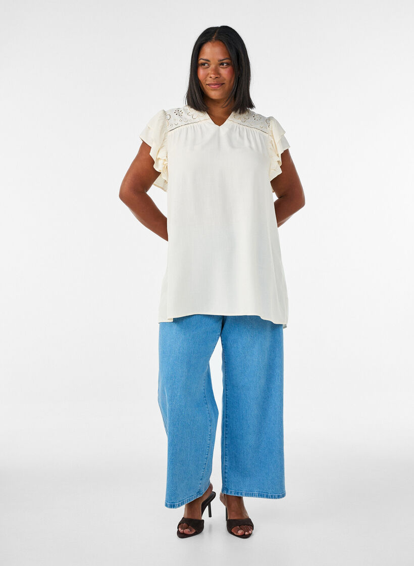 Tunic met broderie anglaise en mouwen met ruches, Beige, Model image number 1