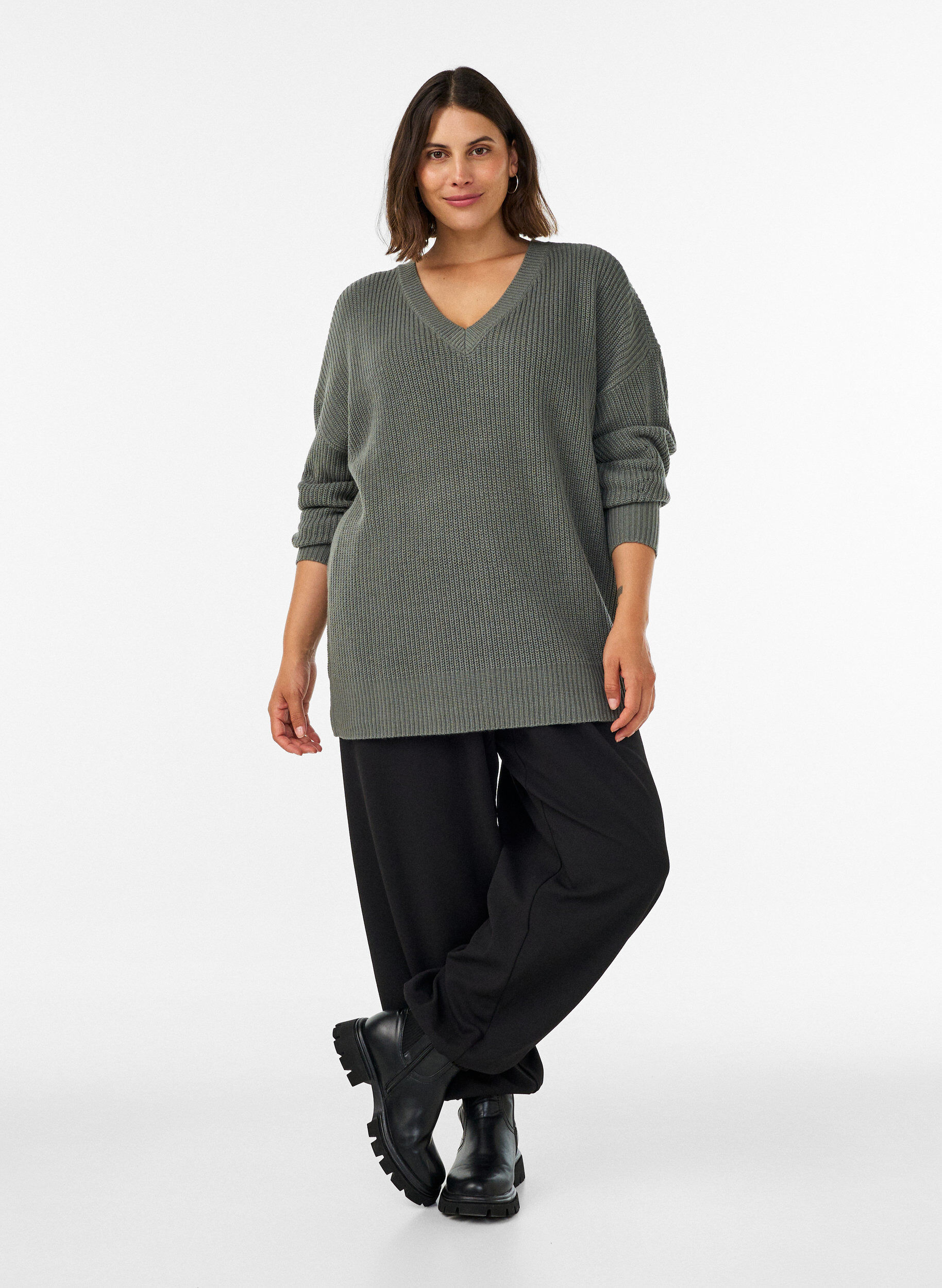 ZizziLange ribgebreide blouse met V-hals, Groen, Model image number 1