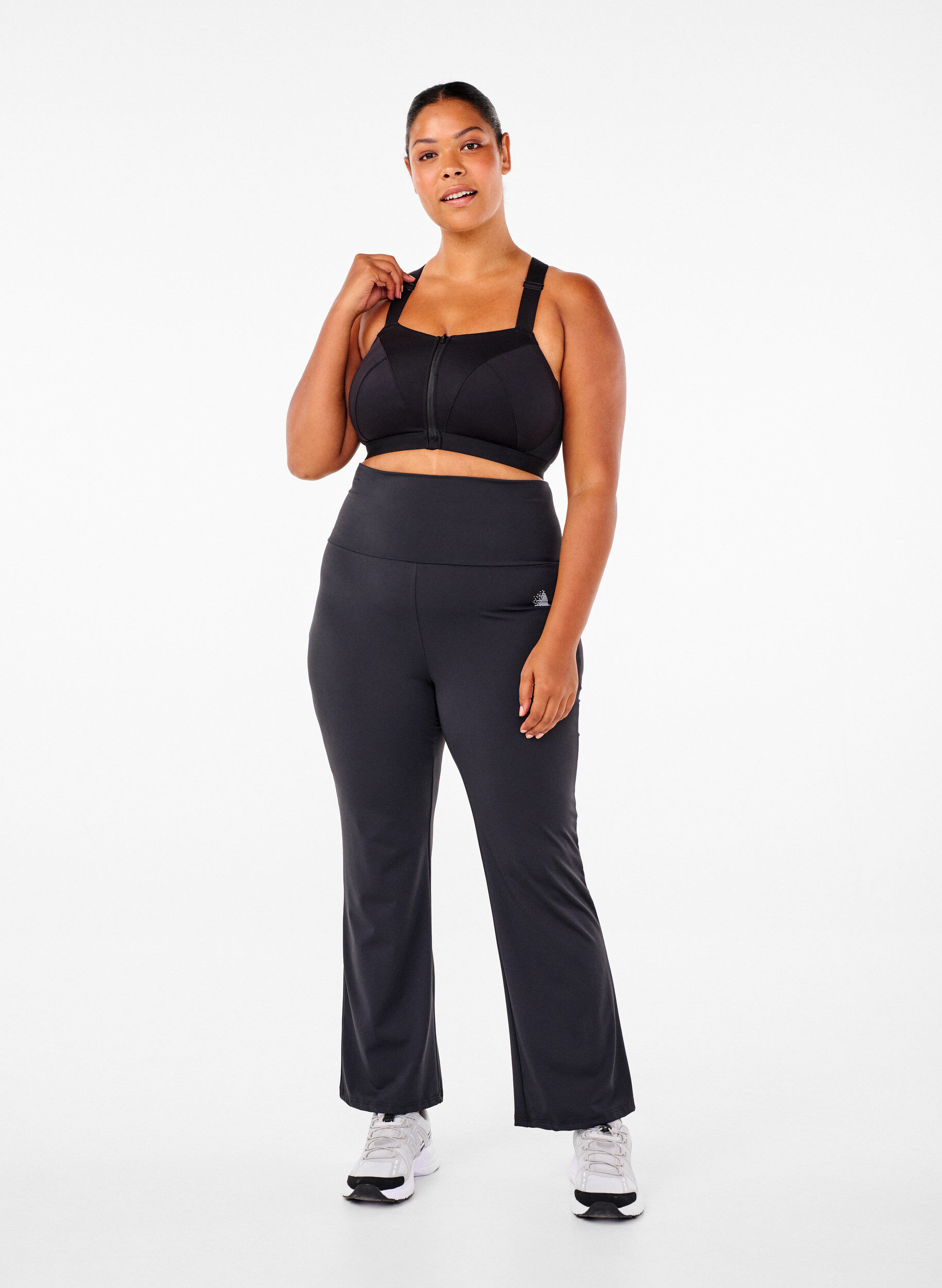 ZizziUitlopende trainingsbroek met hoge taille, Zwart, Model image number 1