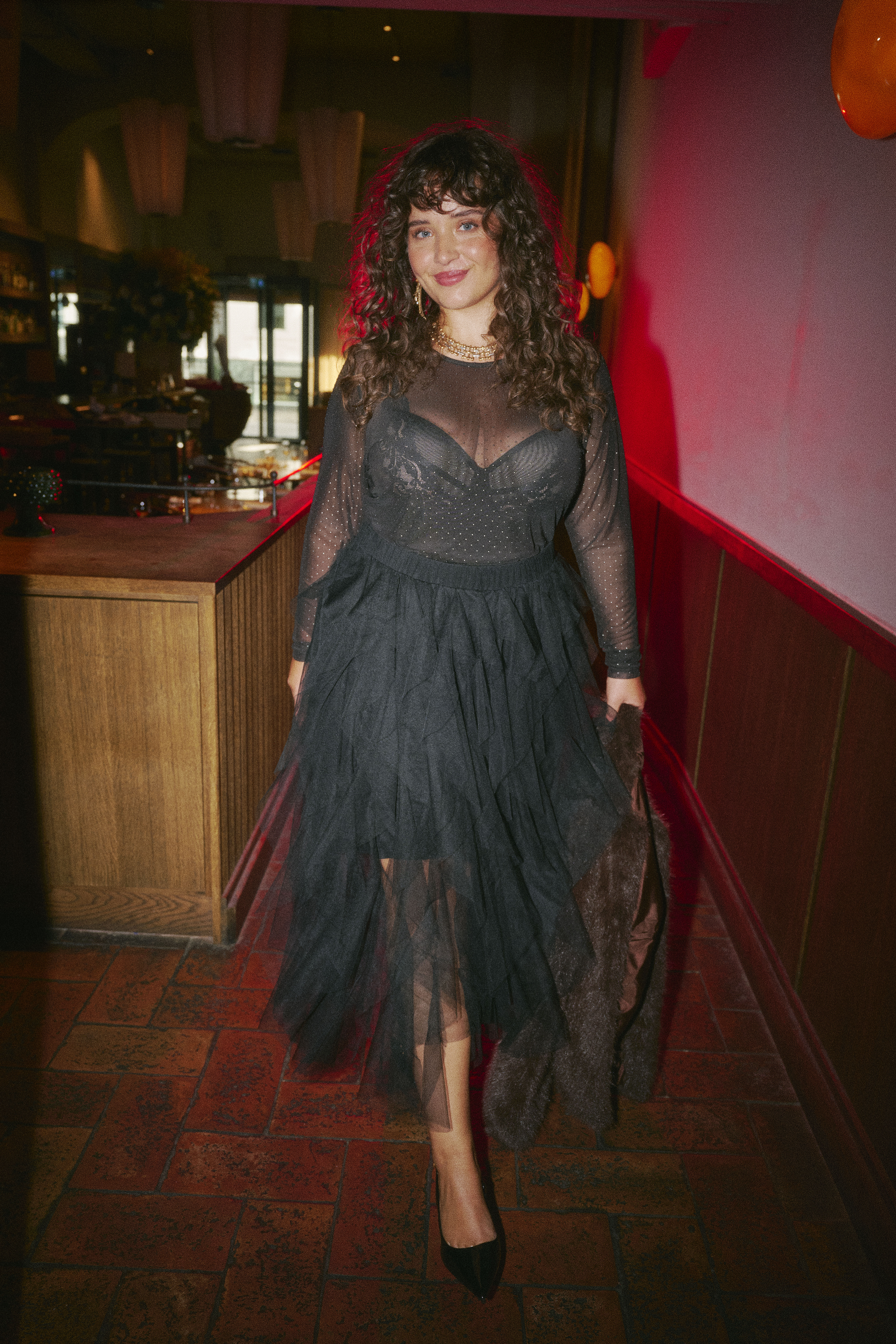 Donkere glamour met gewicht, , Model