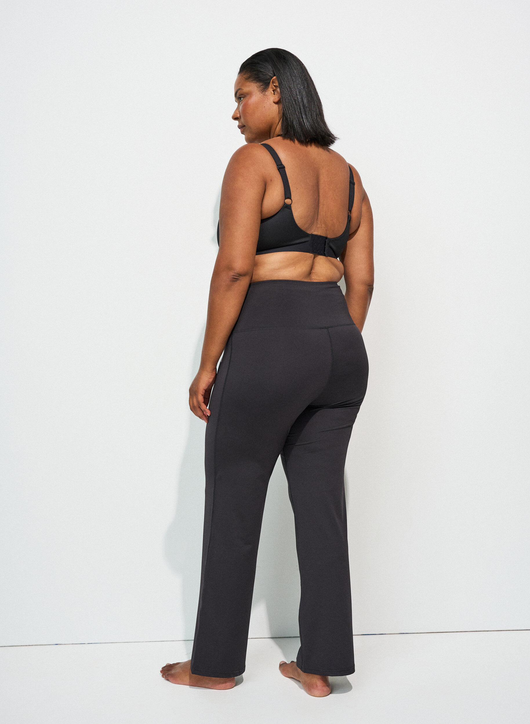 ZizziUitlopende trainingsbroek met hoge taille, Zwart, Model image number 2