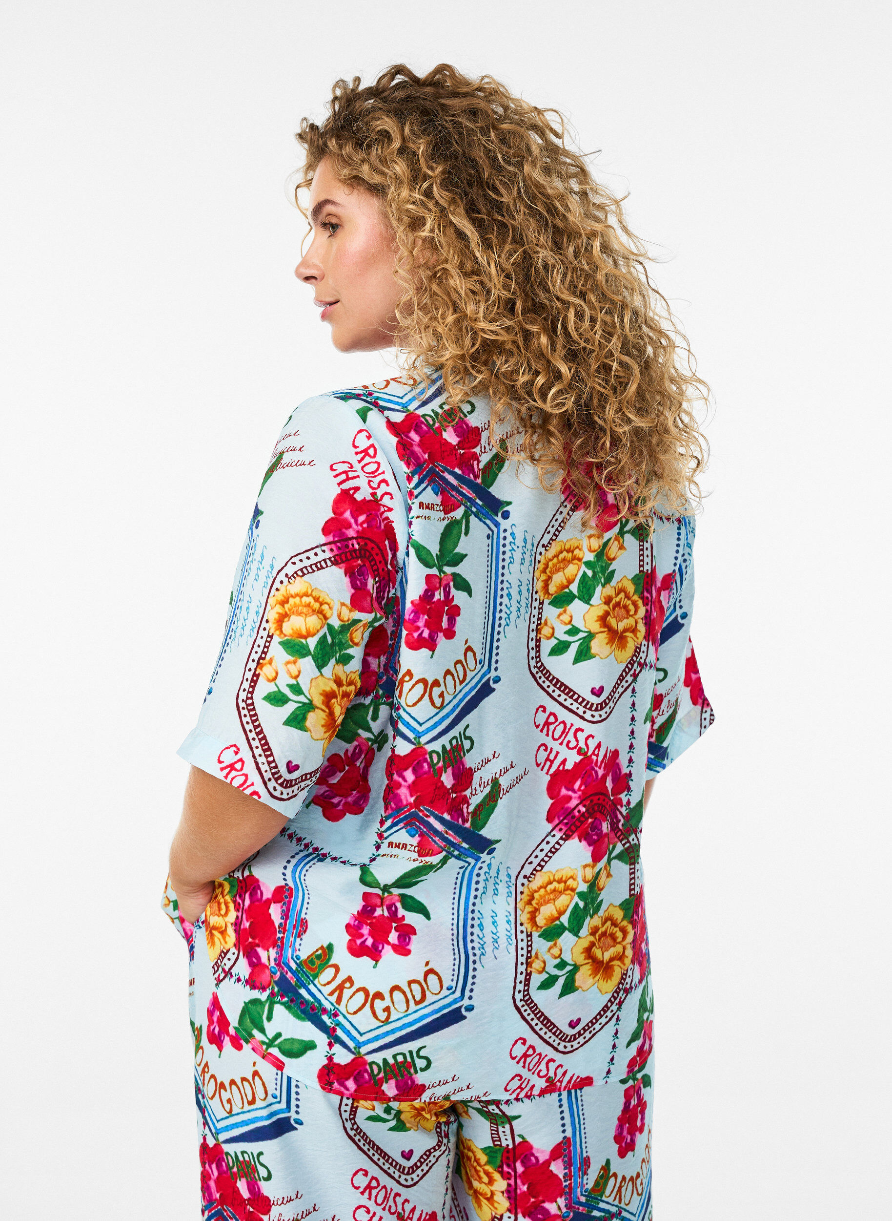 ZizziShirtblouse met mouwen tot aan de ellebogen en kleurrijke print, Blauw, Model image number 2