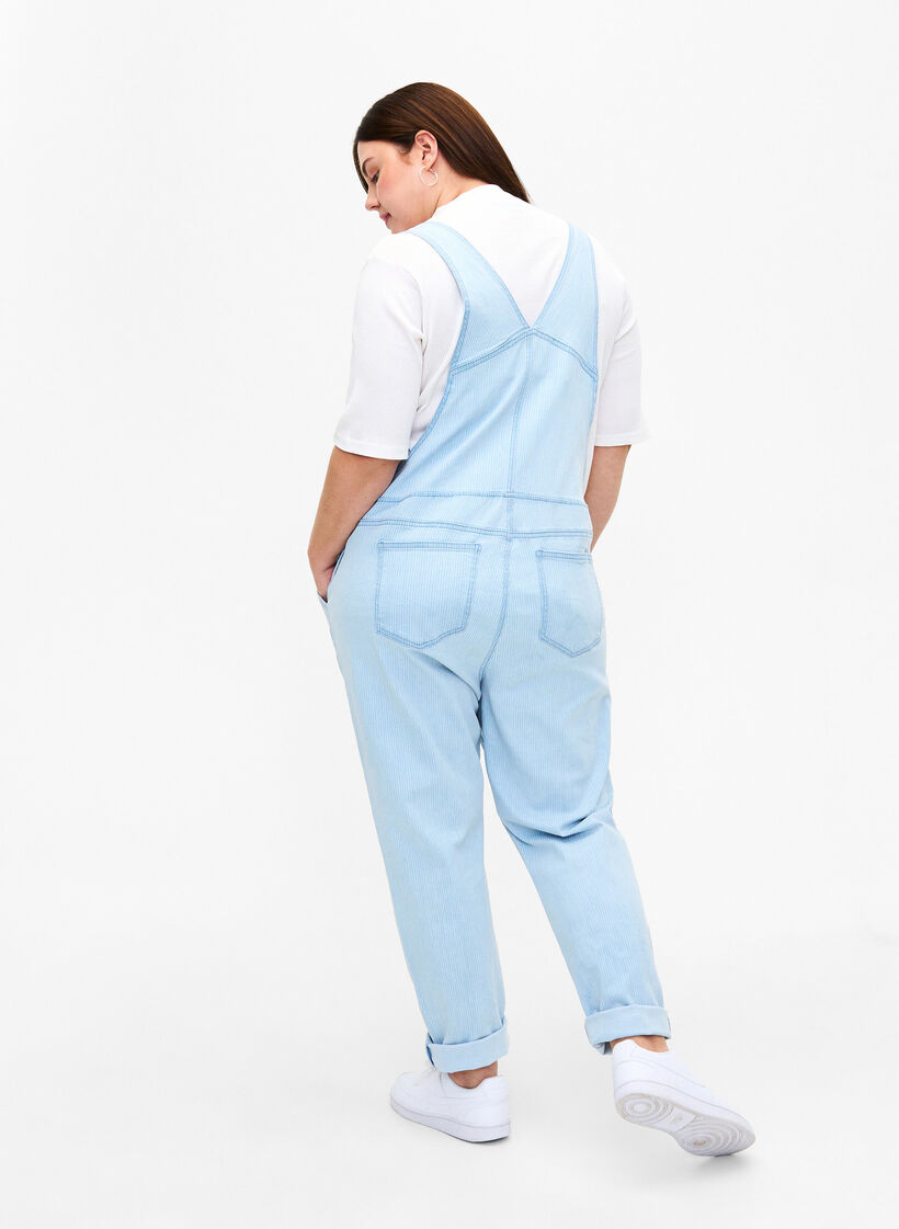 Gestreepte denim overall, L. Blue Denim Stripe, Model