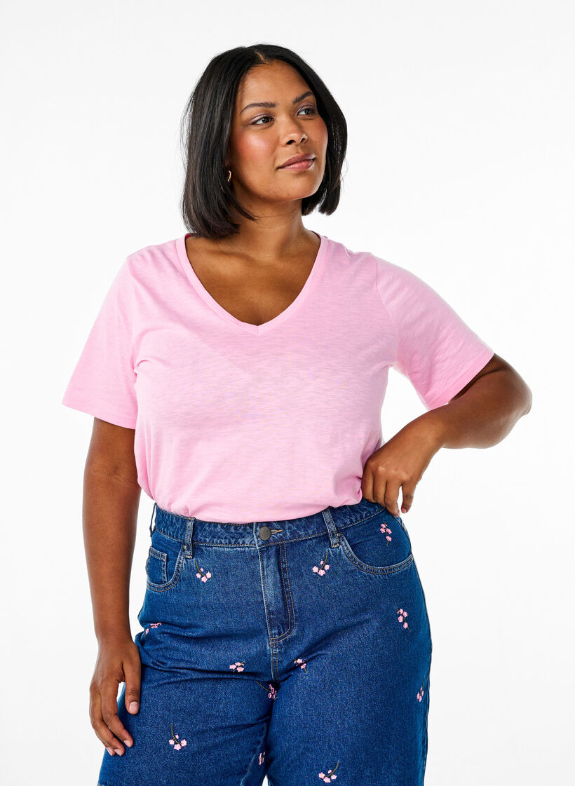 Basic t-shirt met korte mouwen en V-hals, Begonia Pink, Model