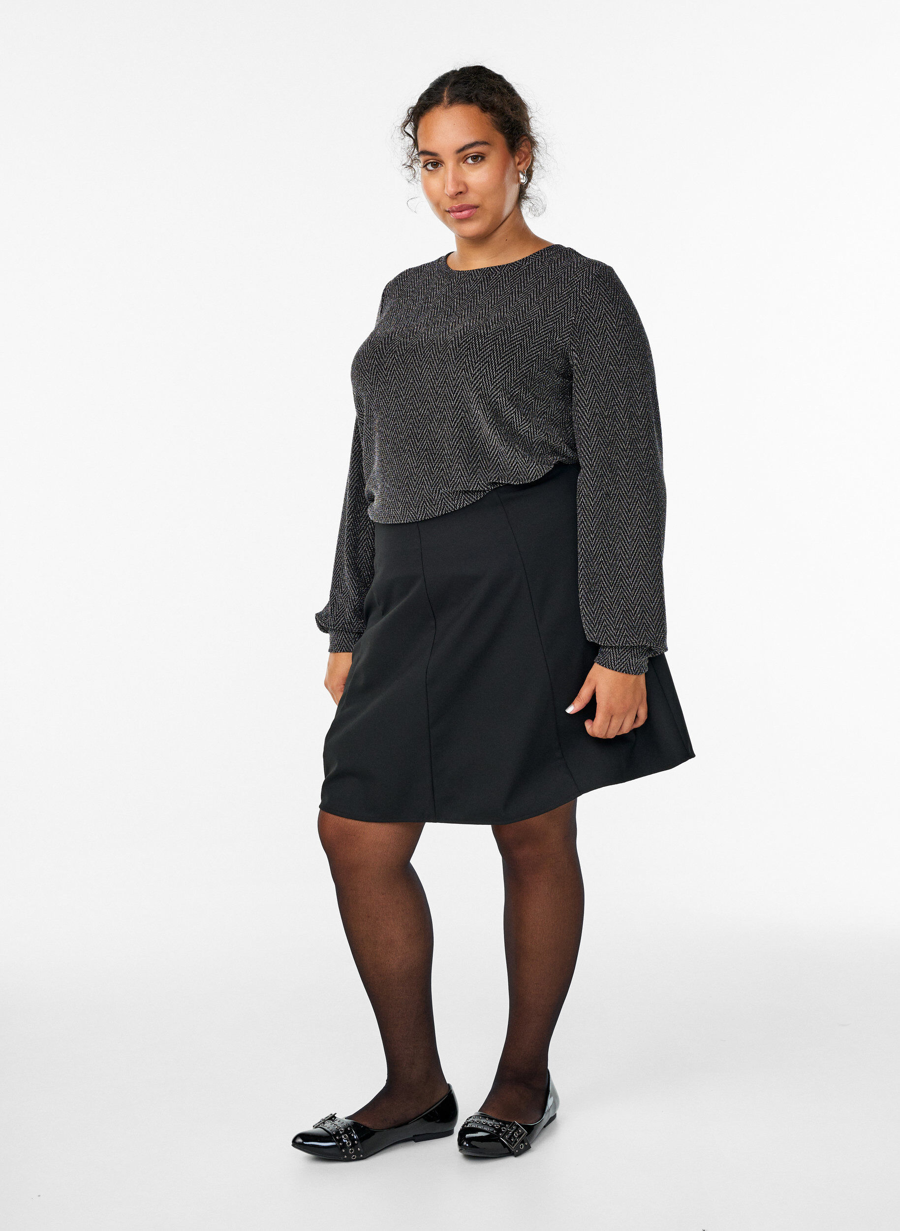 ZizziBlouse met visgraatpatroon en glinsterend garen, Zwart, Model image number 1