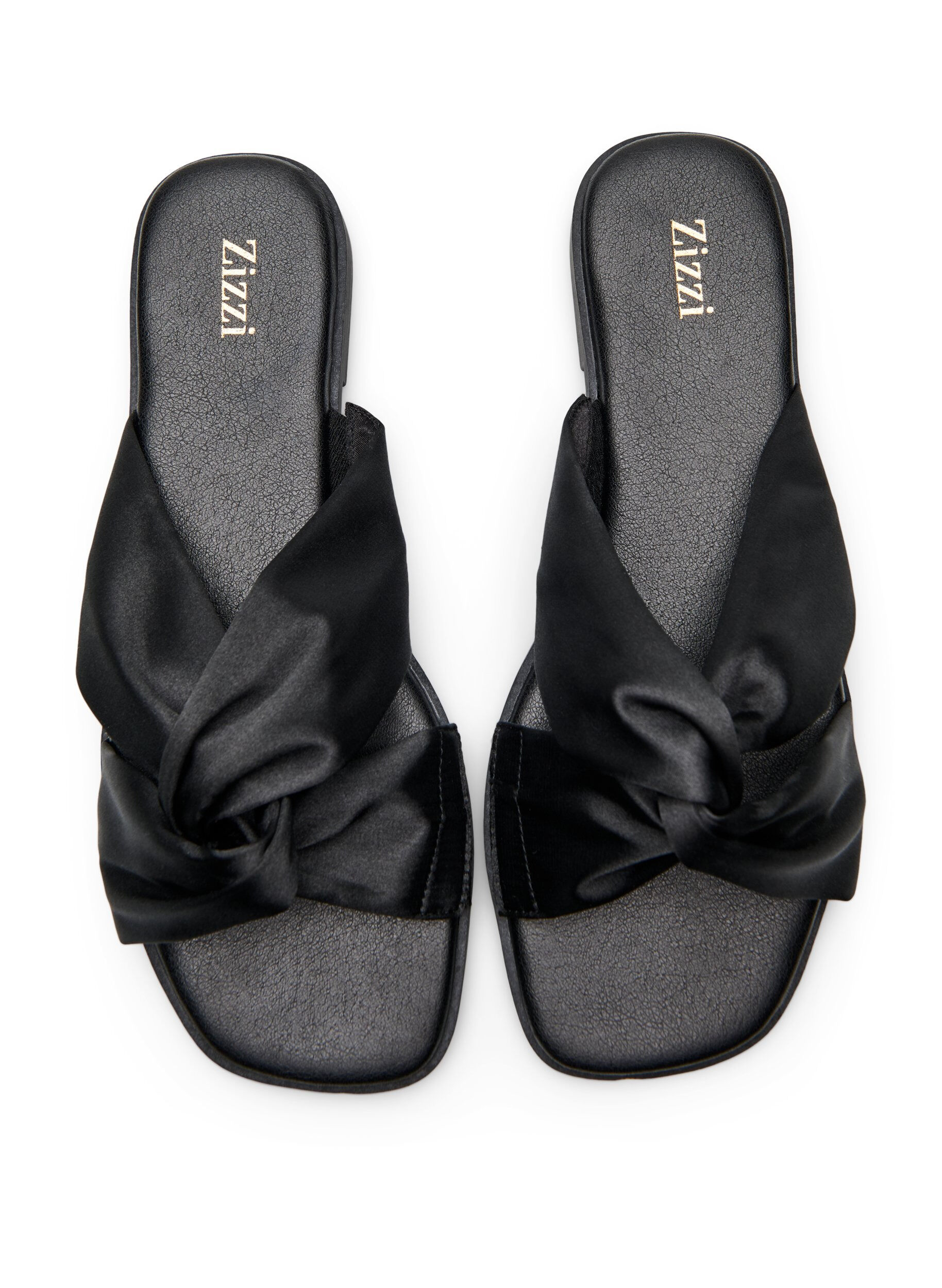 ZizziPlatte sandalen met gekruiste satijnen bandjes, Zwart, Packshot image number 1