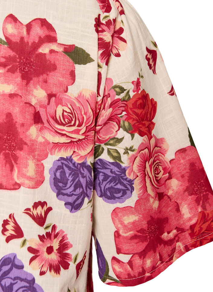 Katoenen shirt met korte mouwen en een V-hals, Rood, Packshot image number 3