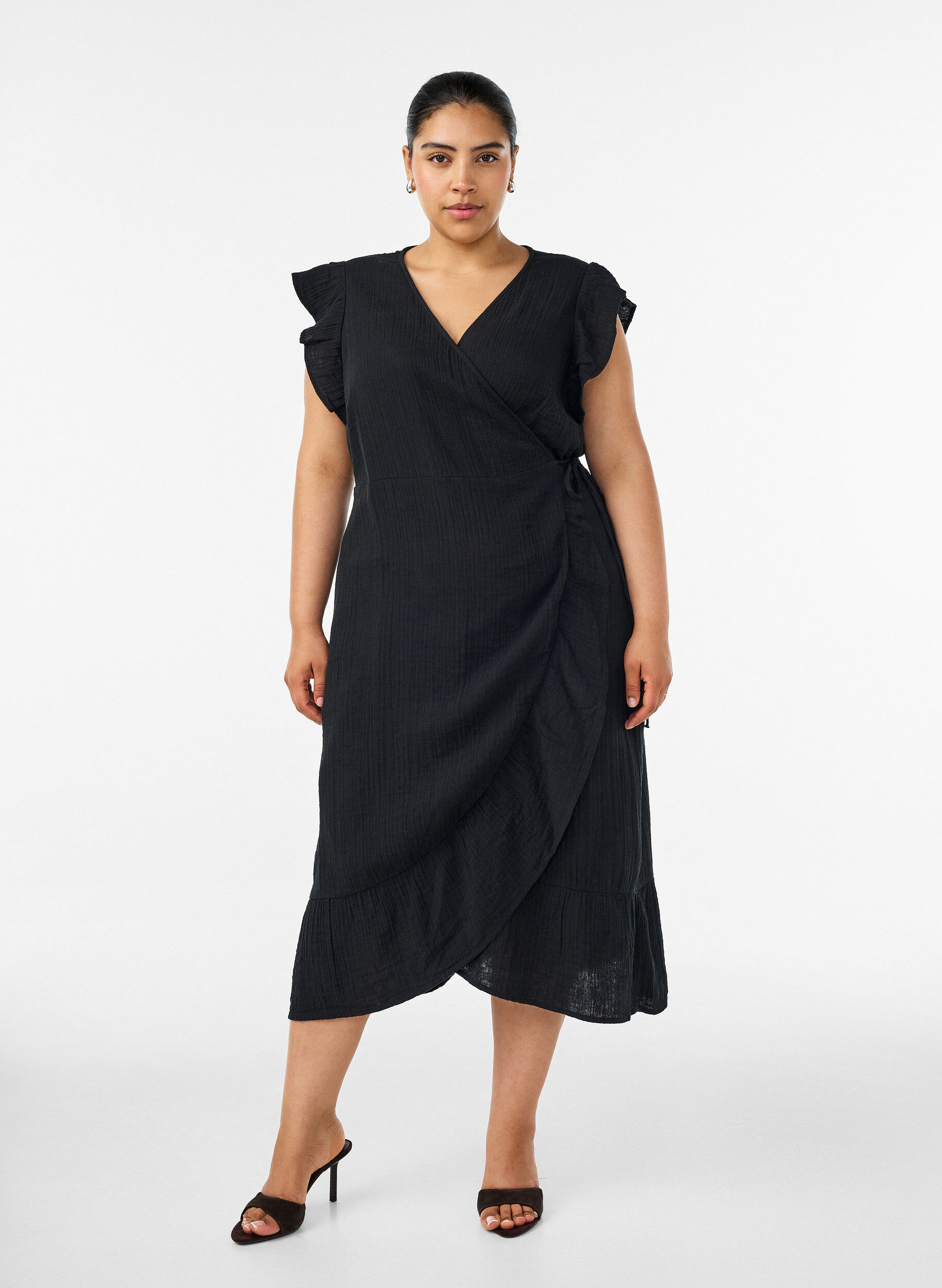 Omslagjurk in katoenen mousseline met ruches, Zwart, Model