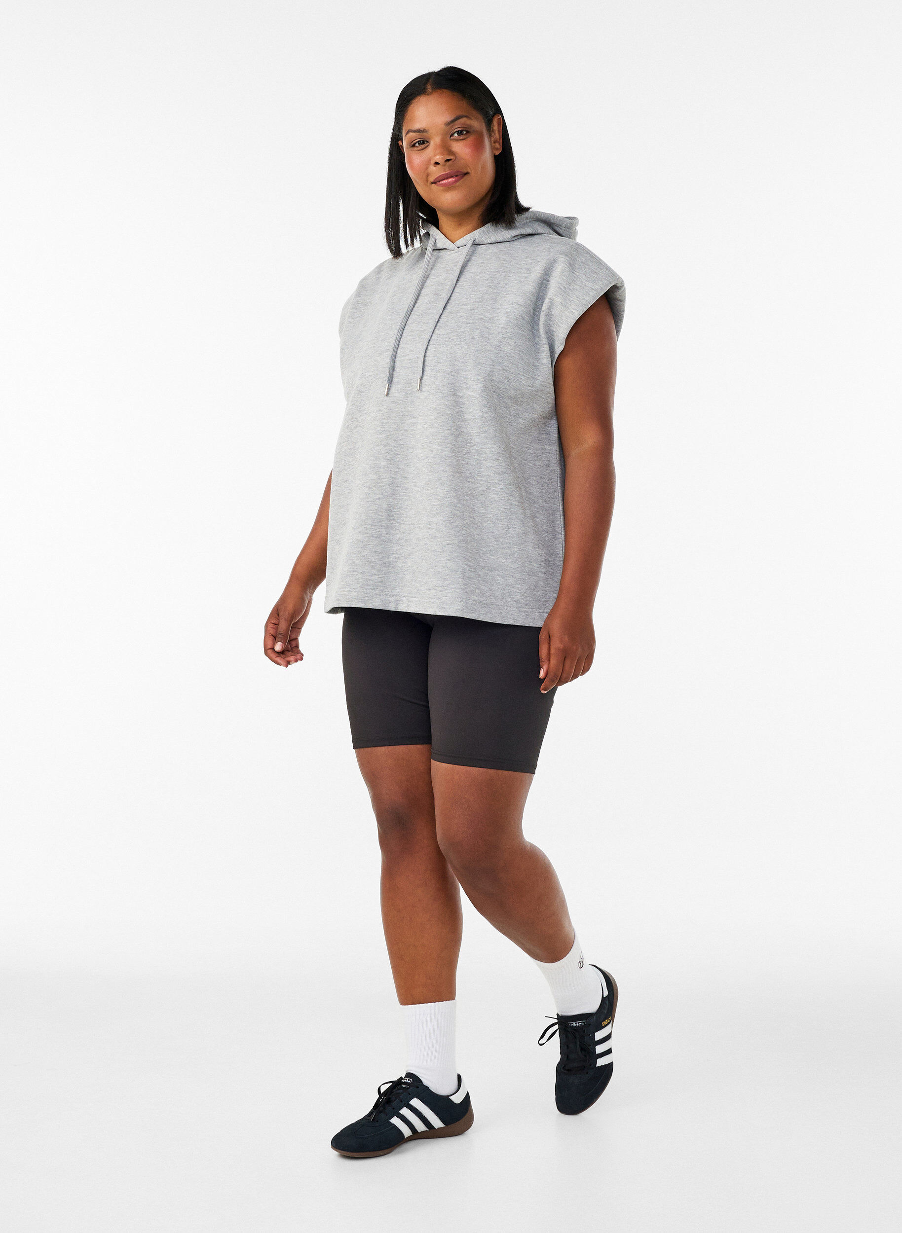 ZizziSweatvest met capuchon en schoudervulling, Grijs, Model image number 1