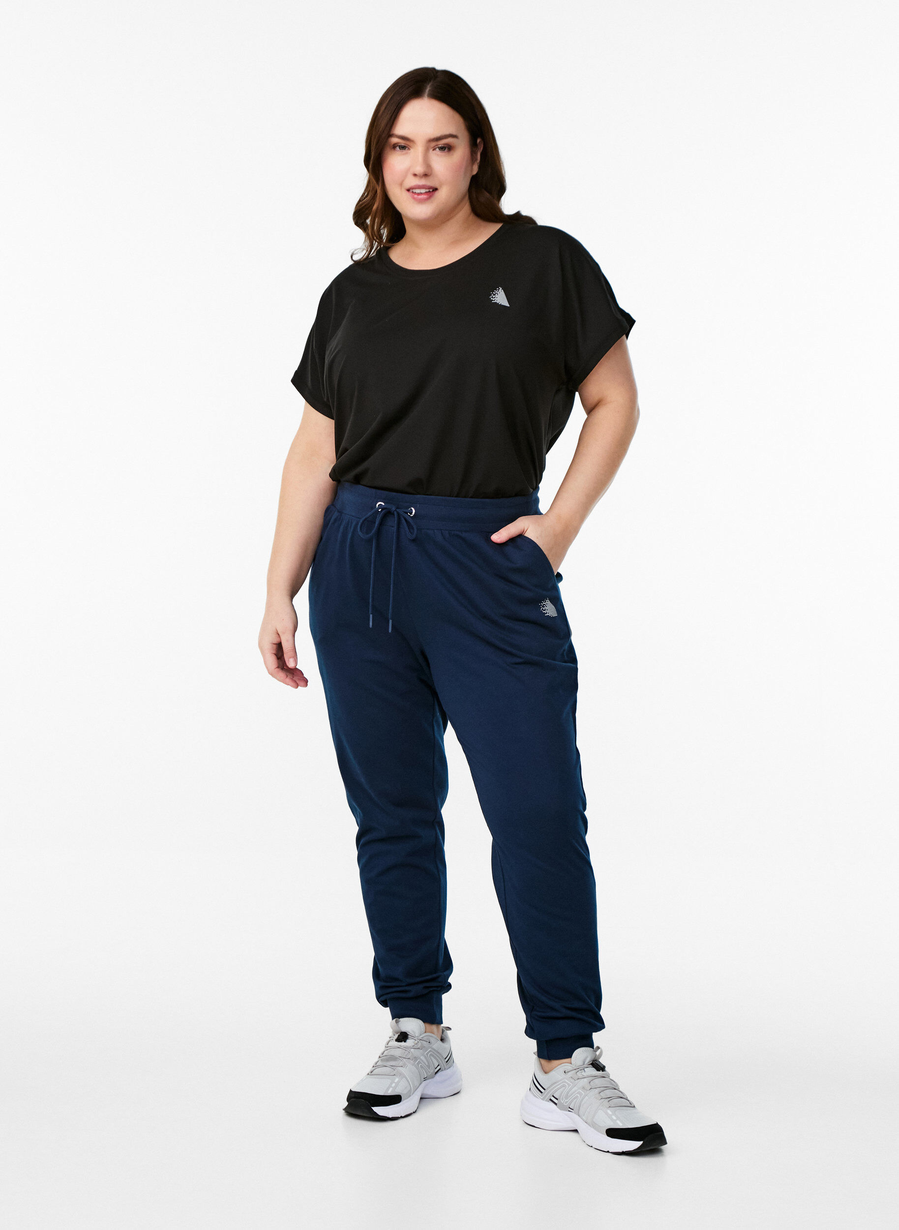 ZizziLosse trainingsbroek met zakken, Blauw, Model image number 0
