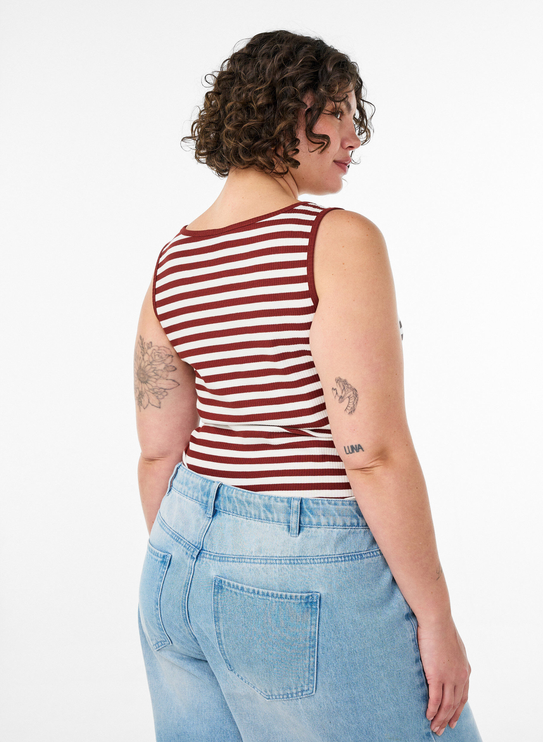 ZizziGestreepte tanktop met een ribstructuur, Rood, Model image number 2