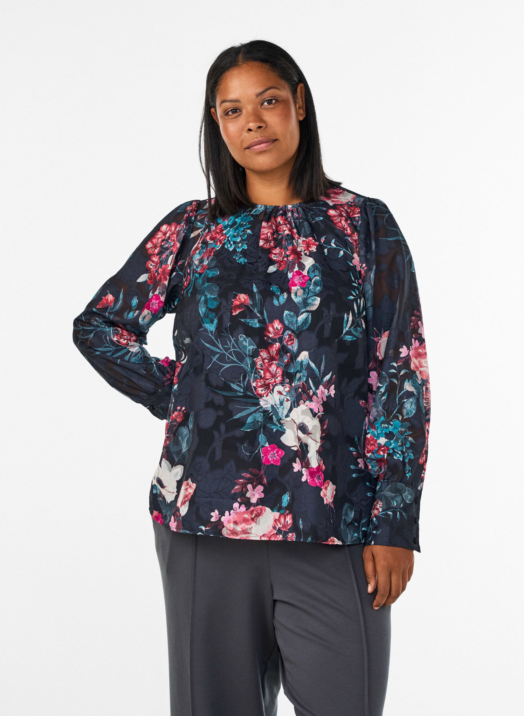 Blouse met bloemenprint en geweven textuur, Zwart, Model