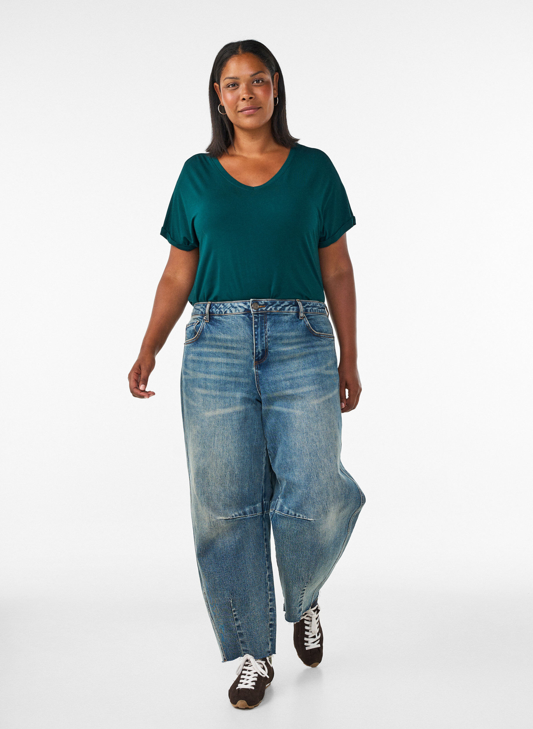 ZizziBasic T-shirt met V-hals van viscose, Groen, Model image number 1