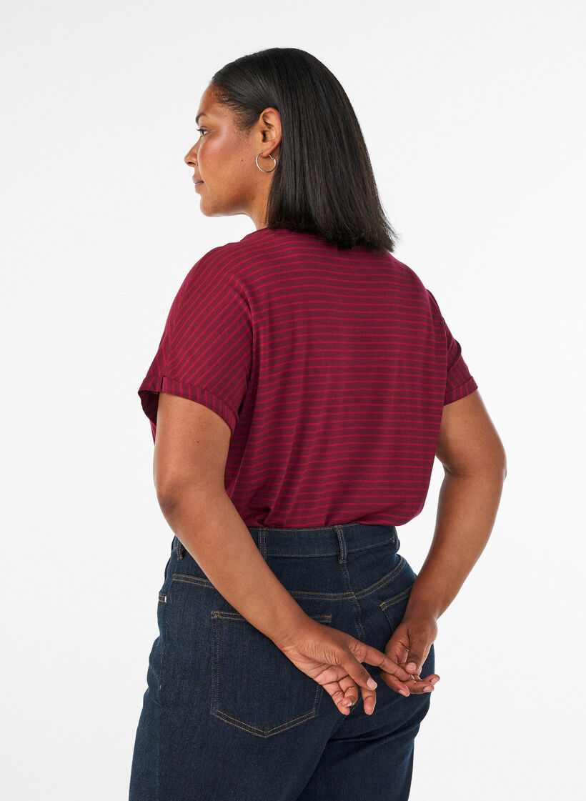 Gestreept T-shirt in viscose met een ronde hals, Rood, Model image number 2