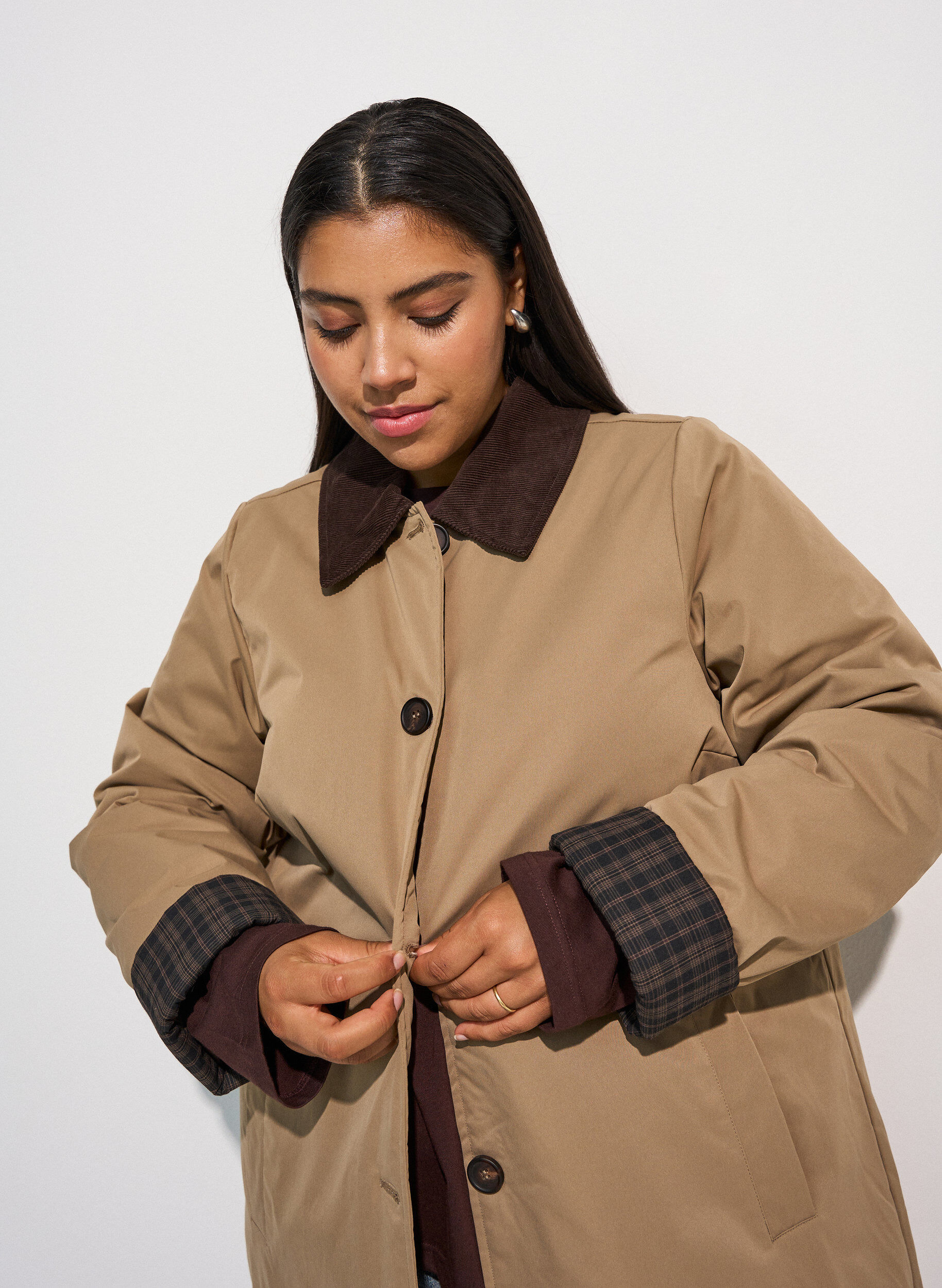 ZizziHalflange jas met corduroy kraag, Beige, Model image number 3
