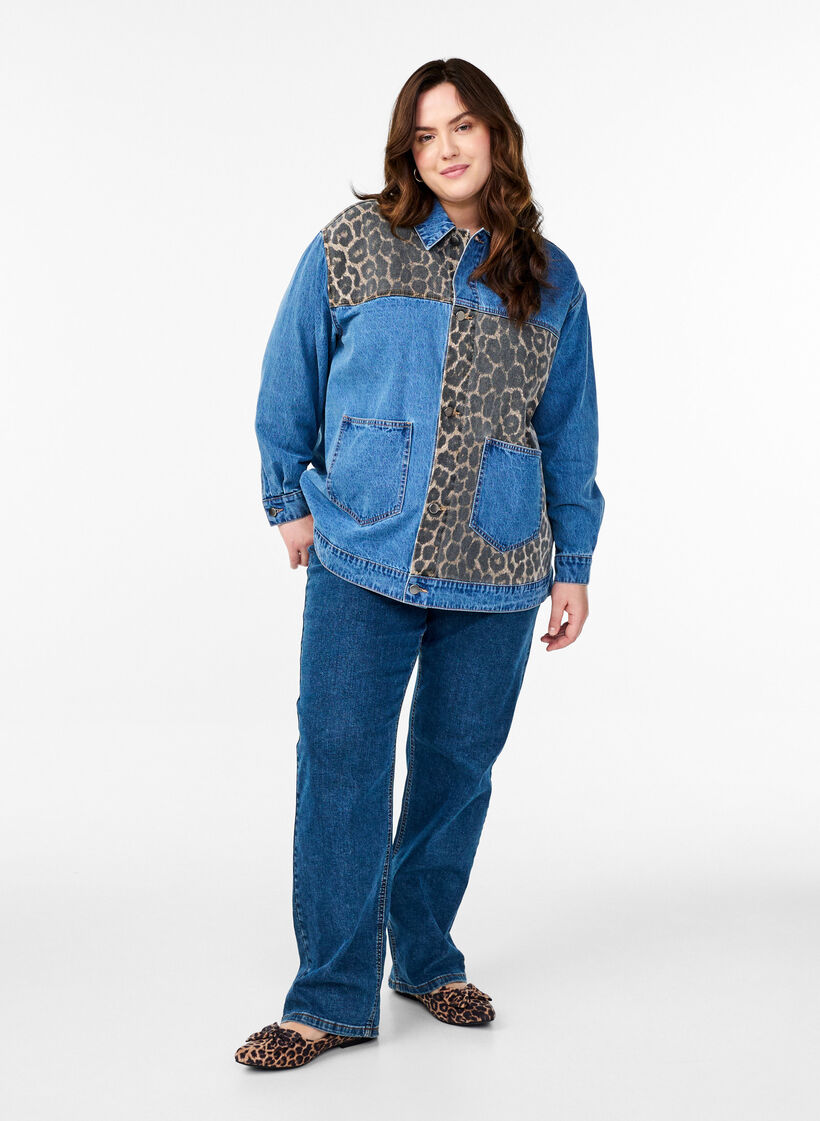 Denim shirt met luipaardprint details, LEO Color block, Model