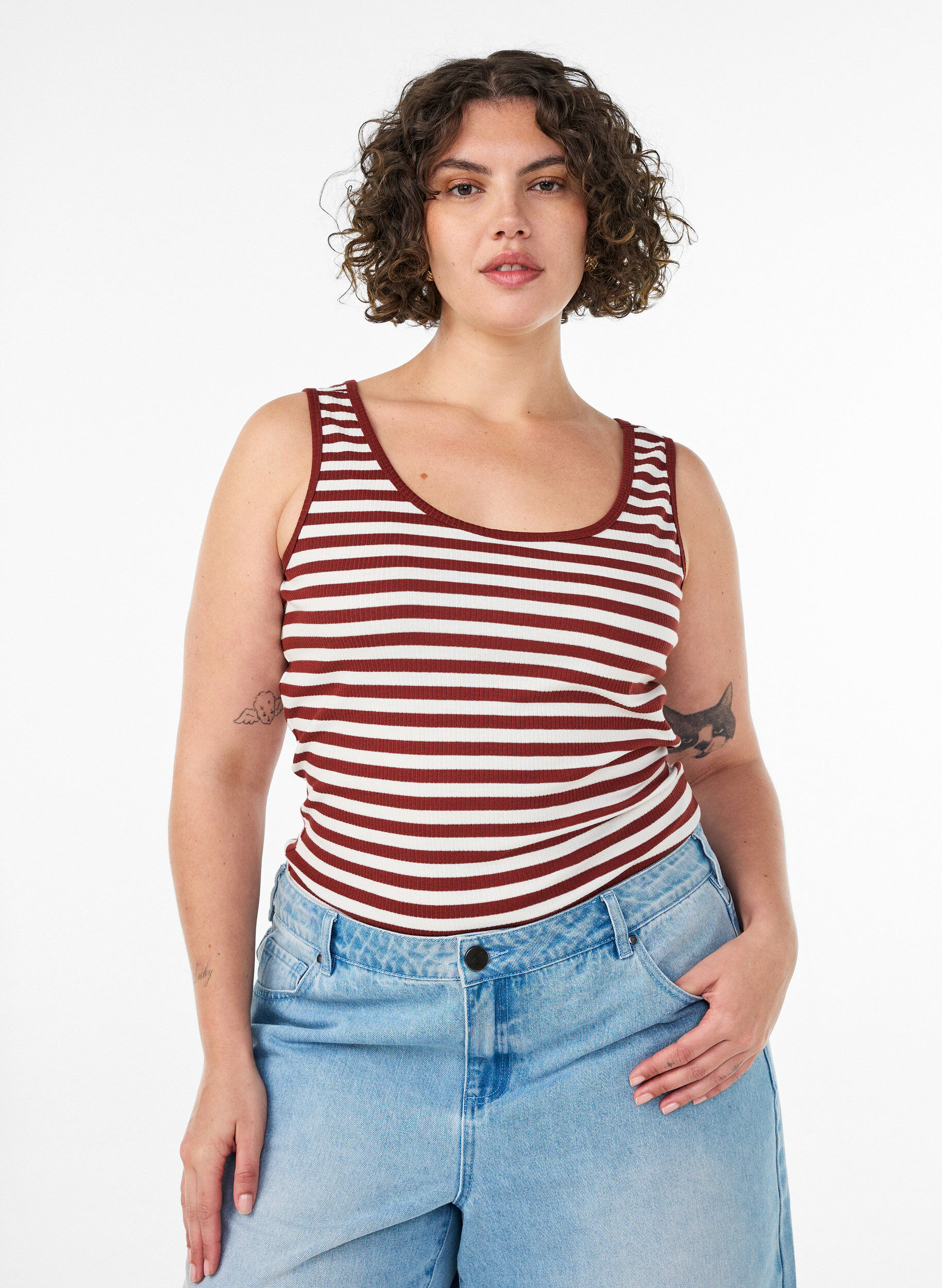 Gestreepte tanktop met een ribstructuur, Rood, Model