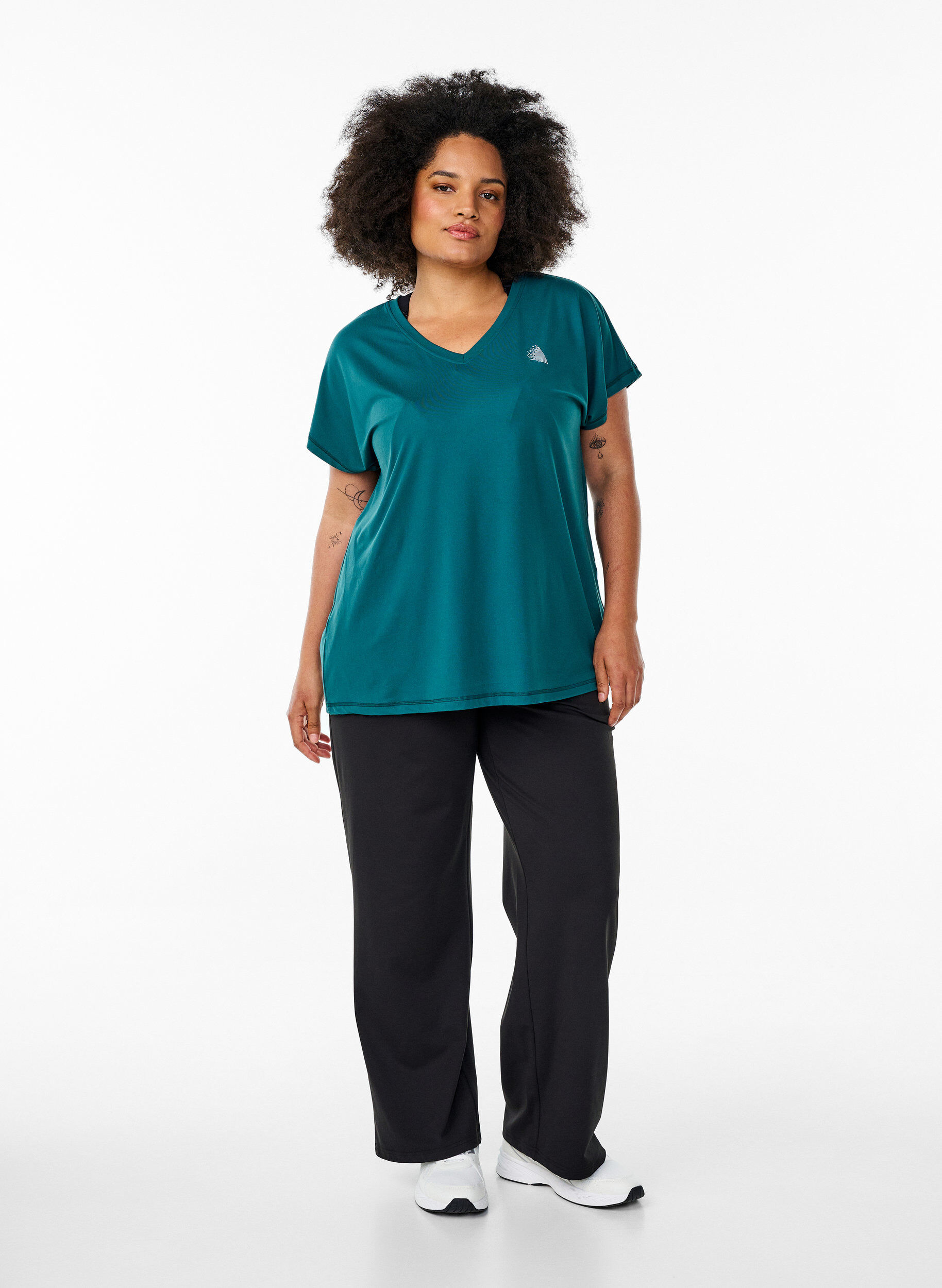 ZizziLosvallend trainings-T-shirt met V-hals, Groen, Model image number 1