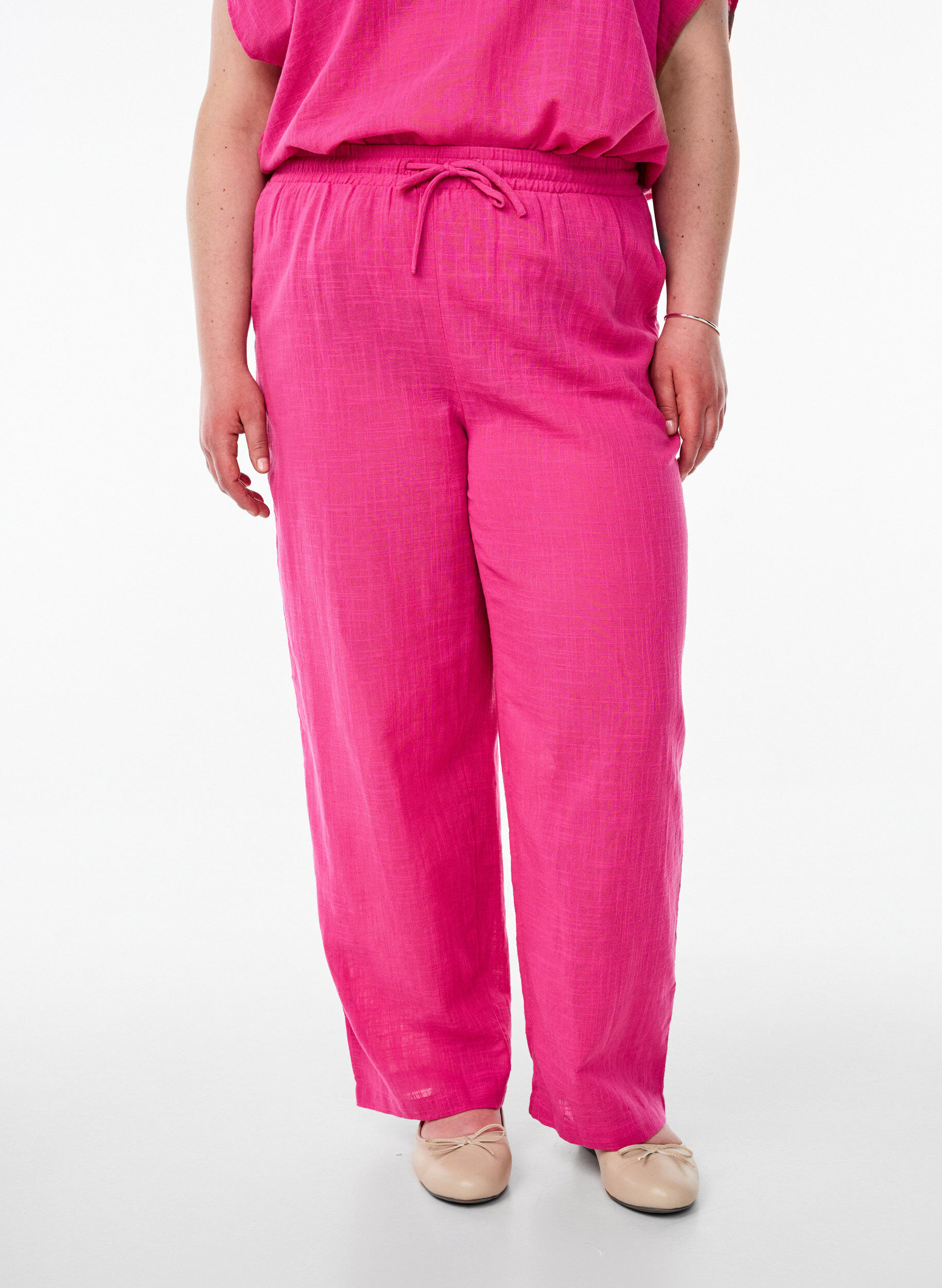 ZizziFLASH - Broek met rechte pijpen en een hoge taille, Roze, Model image number 2