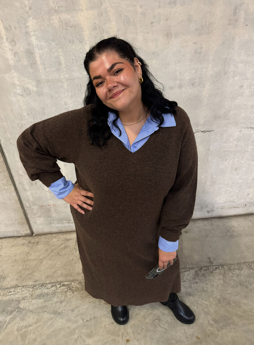 Bruine en blauwe tinten, , Model