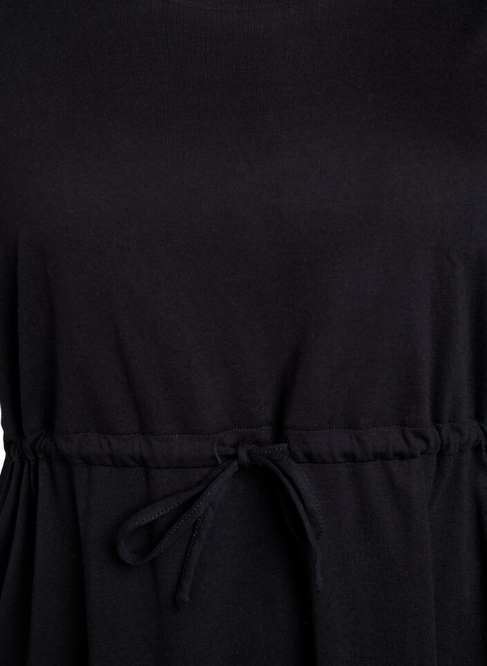 FLASH - Korte T-shirtjurk met strikceintuur, Zwart, Packshot image number 2