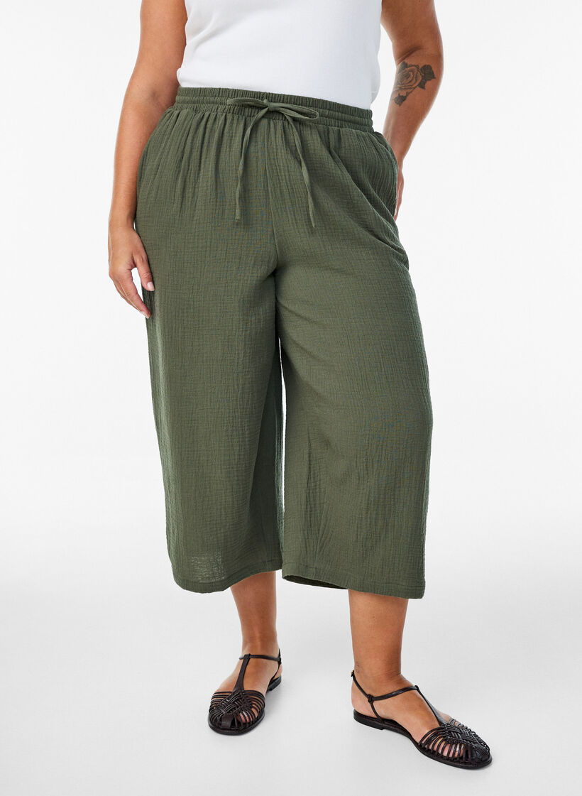 Pantalon culotte en mousseline de coton avec taille haute, Vert, Model image number 2