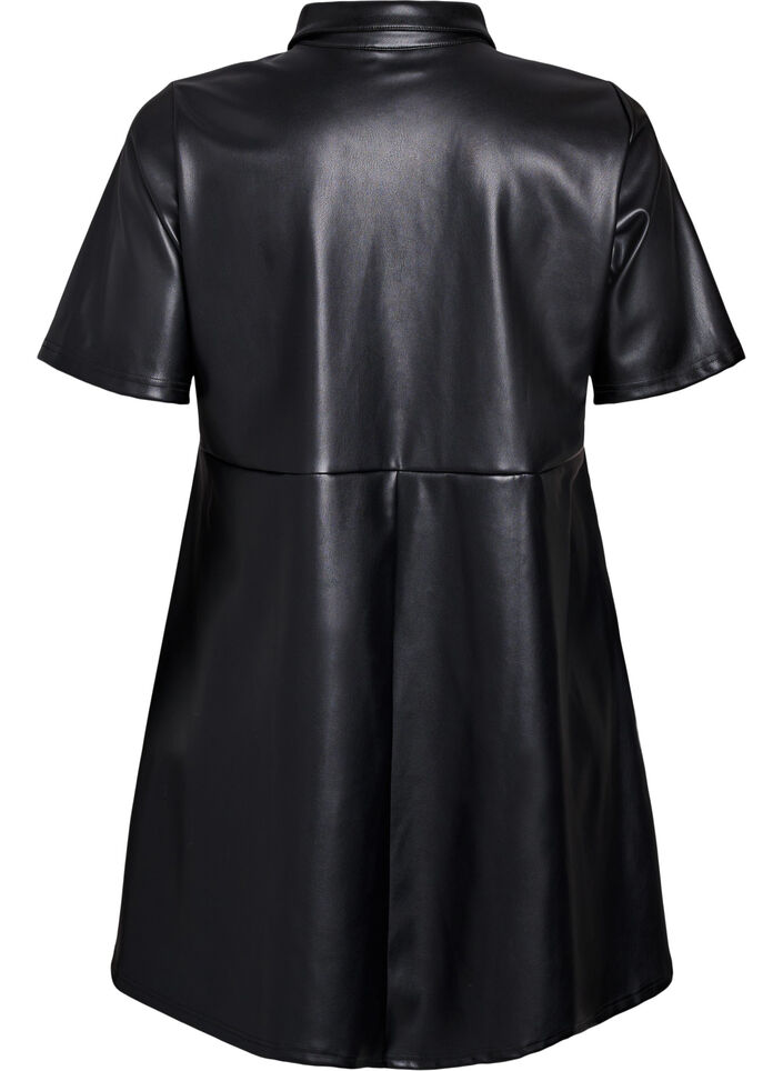Korte jurk in imitatieleer met een A-lijn vorm, Black, Packshot