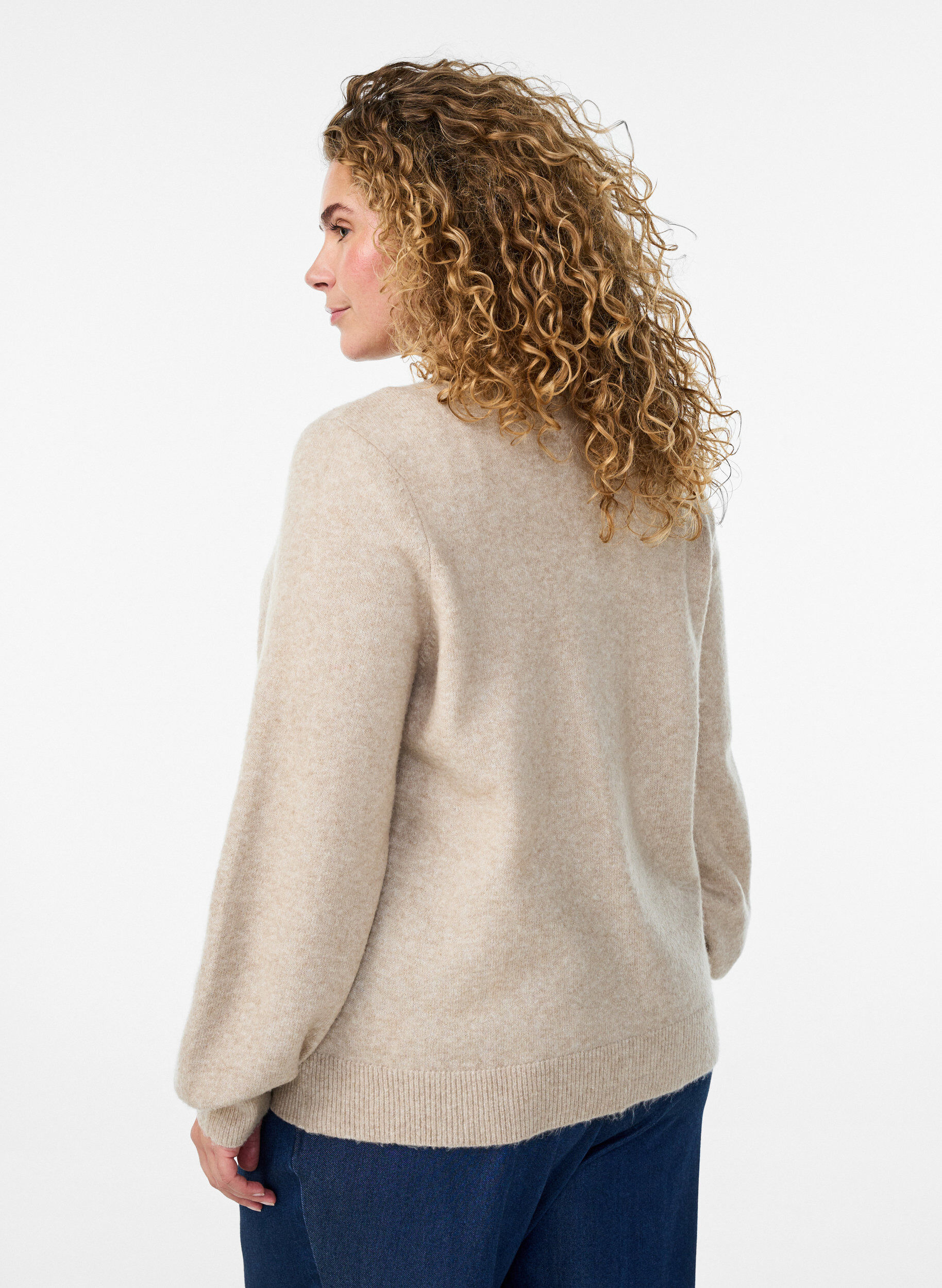ZizziVest in zacht breisel met goudkleurige knopen, Beige, Model image number 2