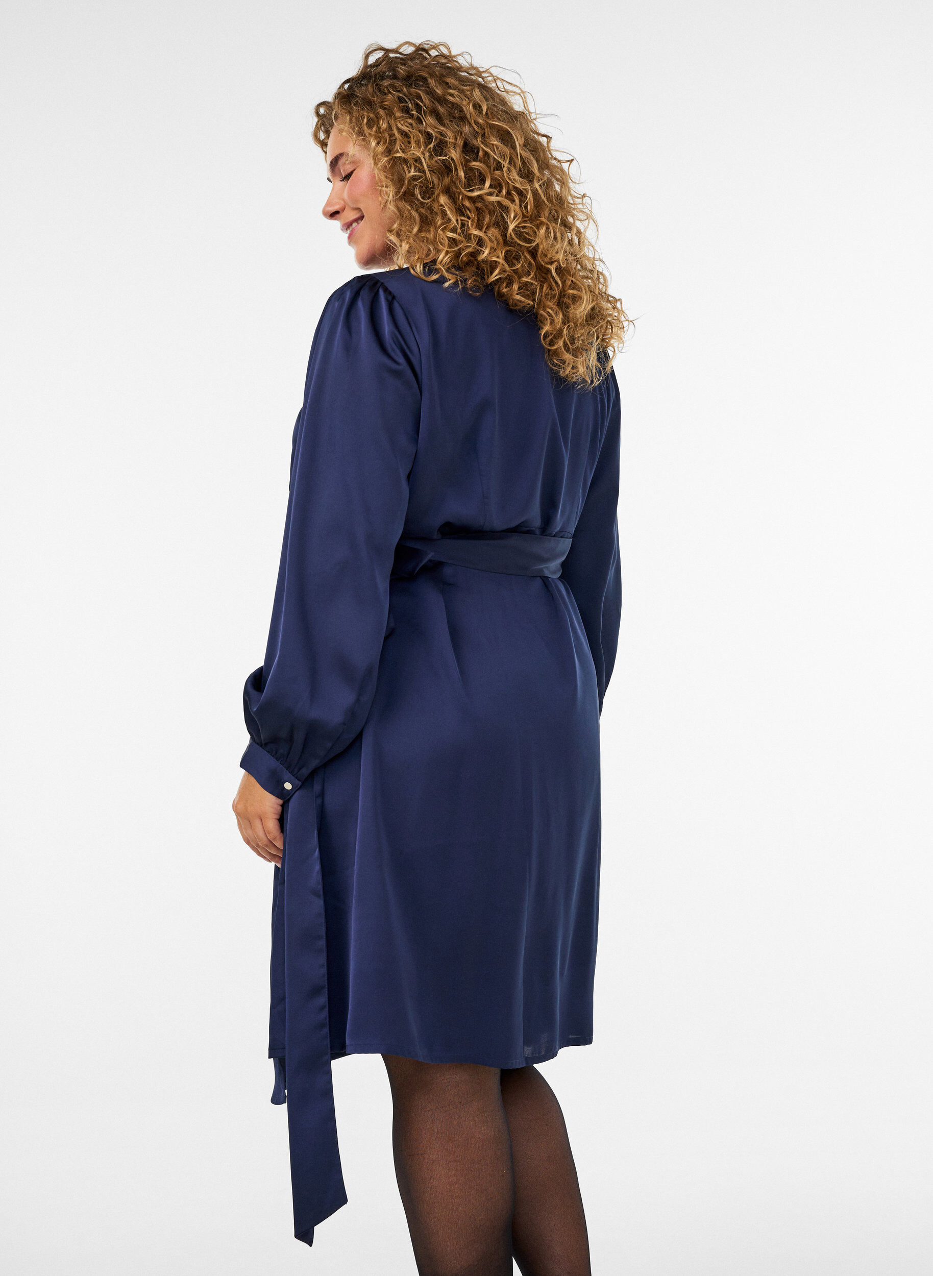 ZizziKorte satijnen jurk met wikkeldesign, Blauw, Model image number 2