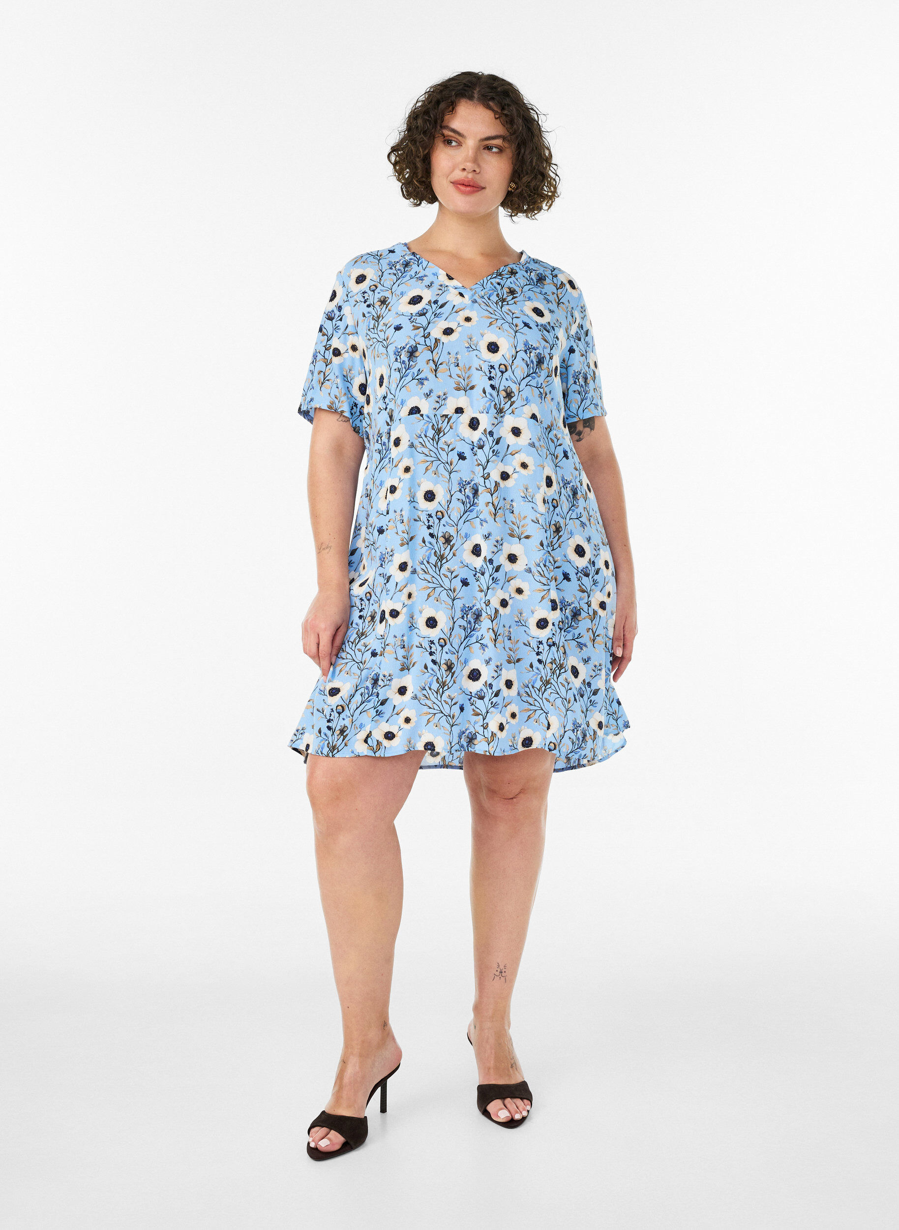 ZizziKorte jurk met bloemenprint, Blauw, Model image number 1