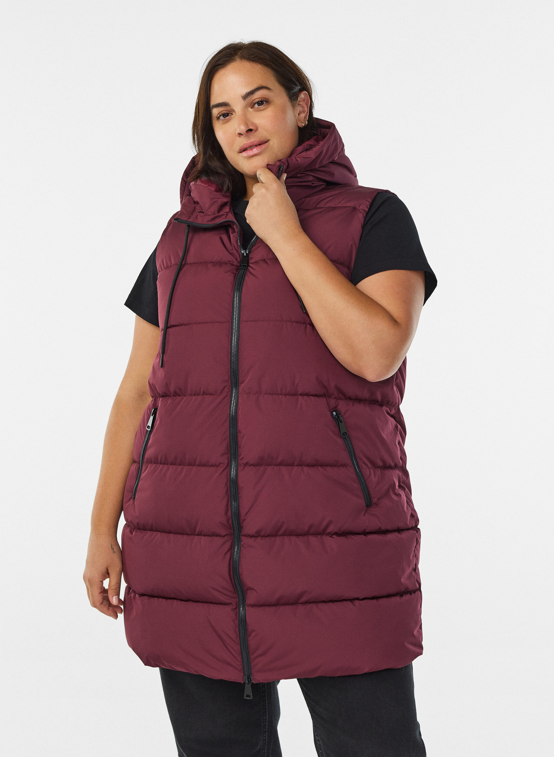 ZizziLange vest met capuchon en zakken, Rood, Model image number 0