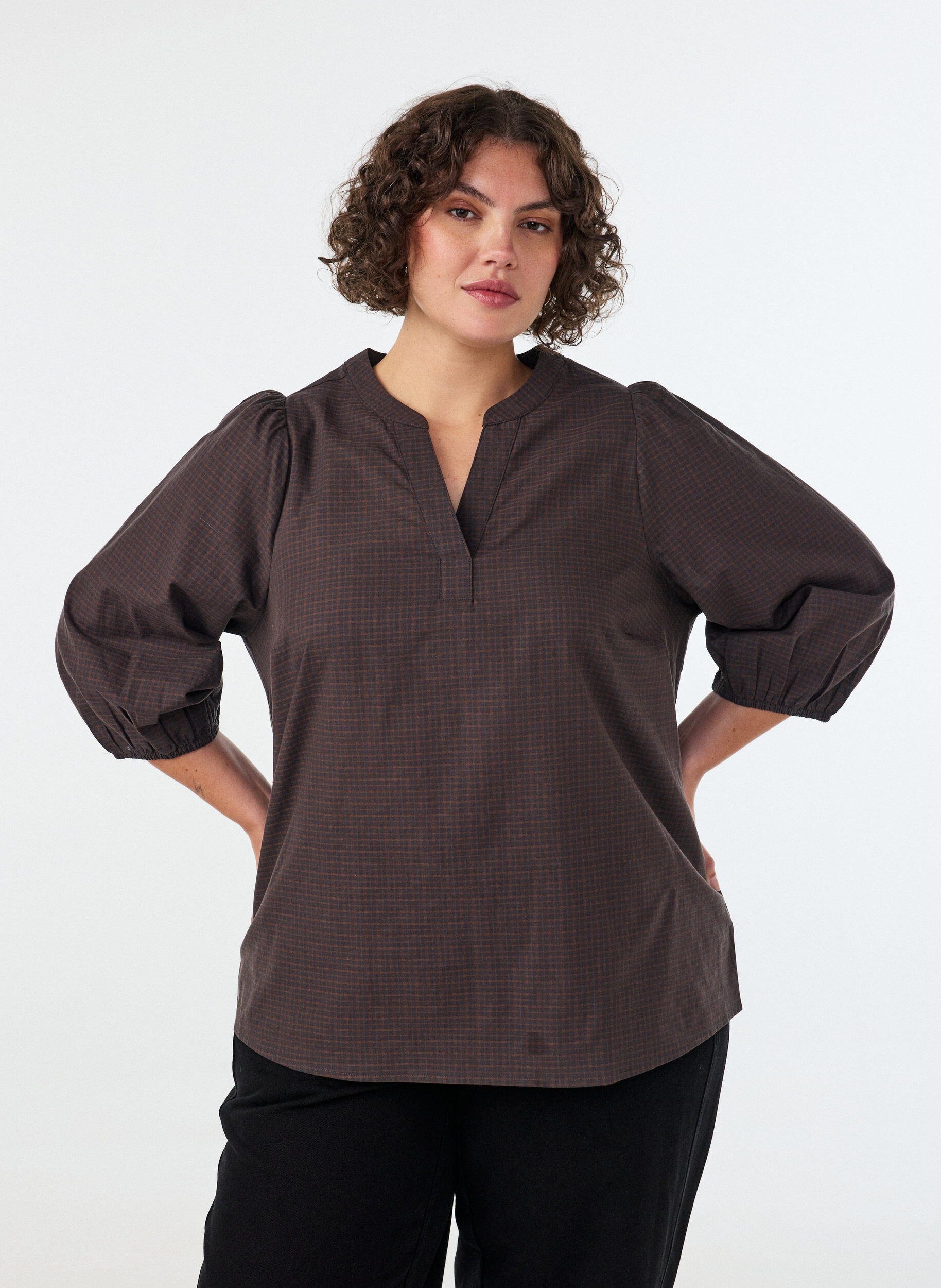 Blouse met ruitdessin, V-hals en 3/4-mouwen, Bruin, Model
